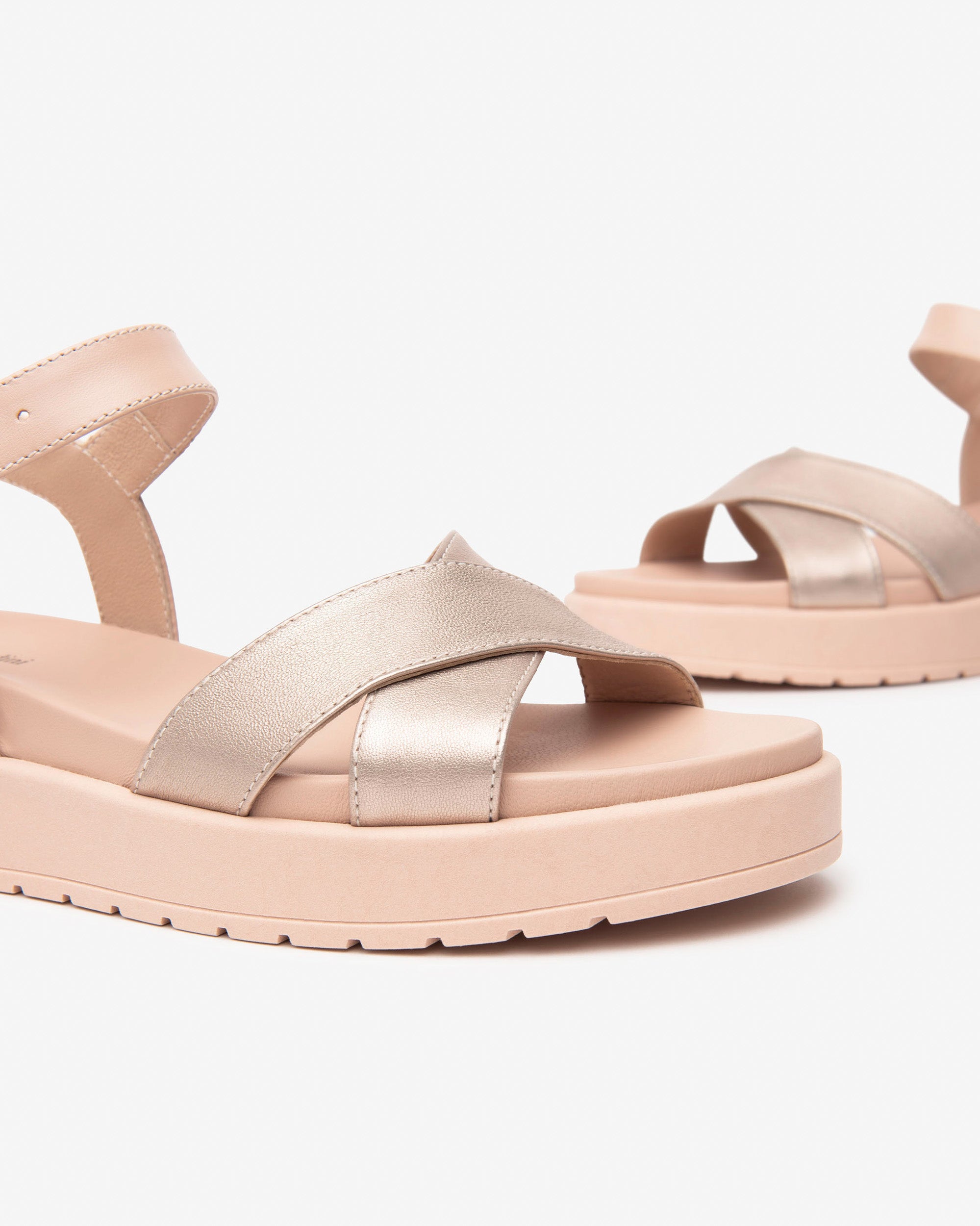 Nero Giardini Sandals sandales cuir femme