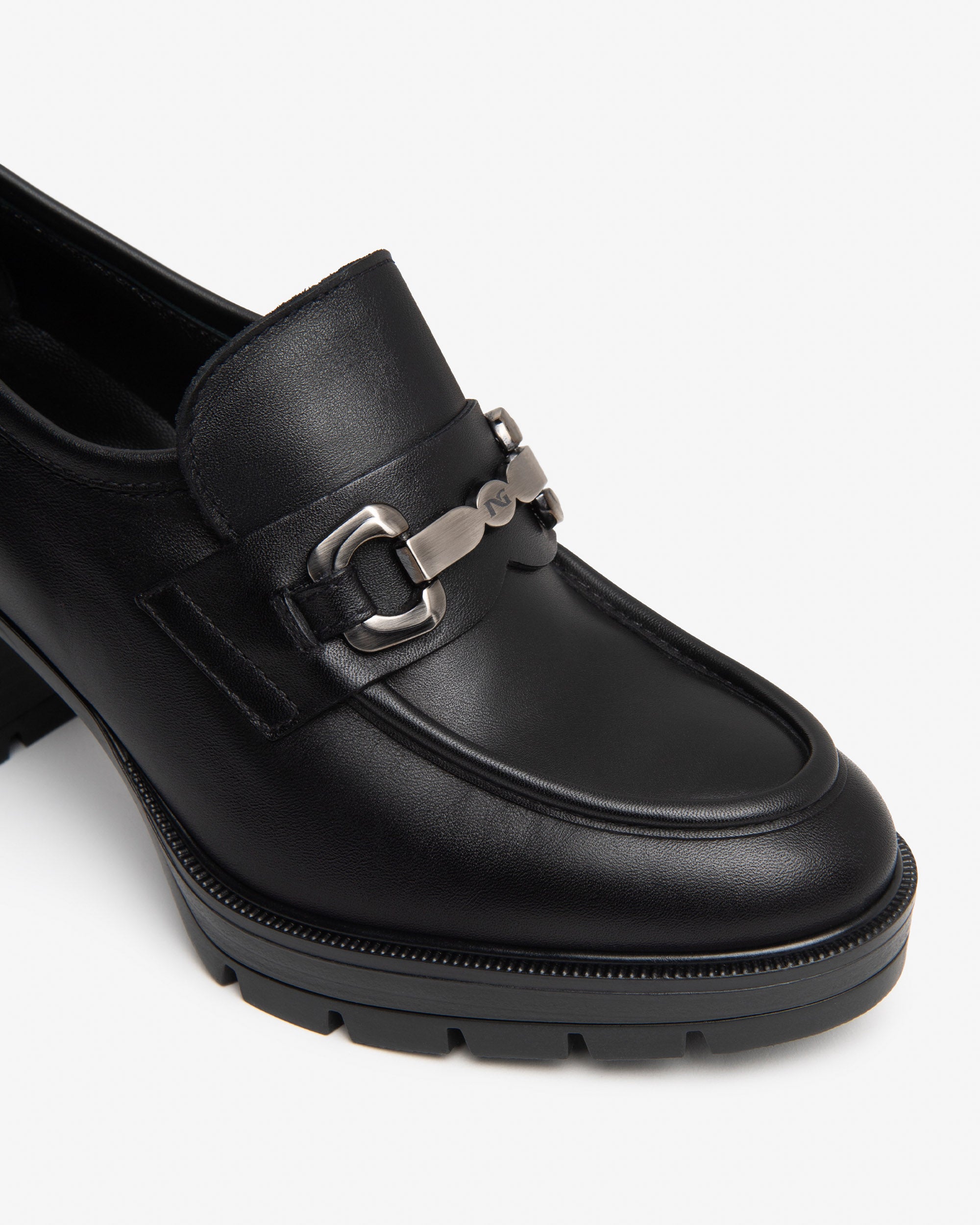 Nero Giardini Loafers mocassins cuir femme talon 8 cm