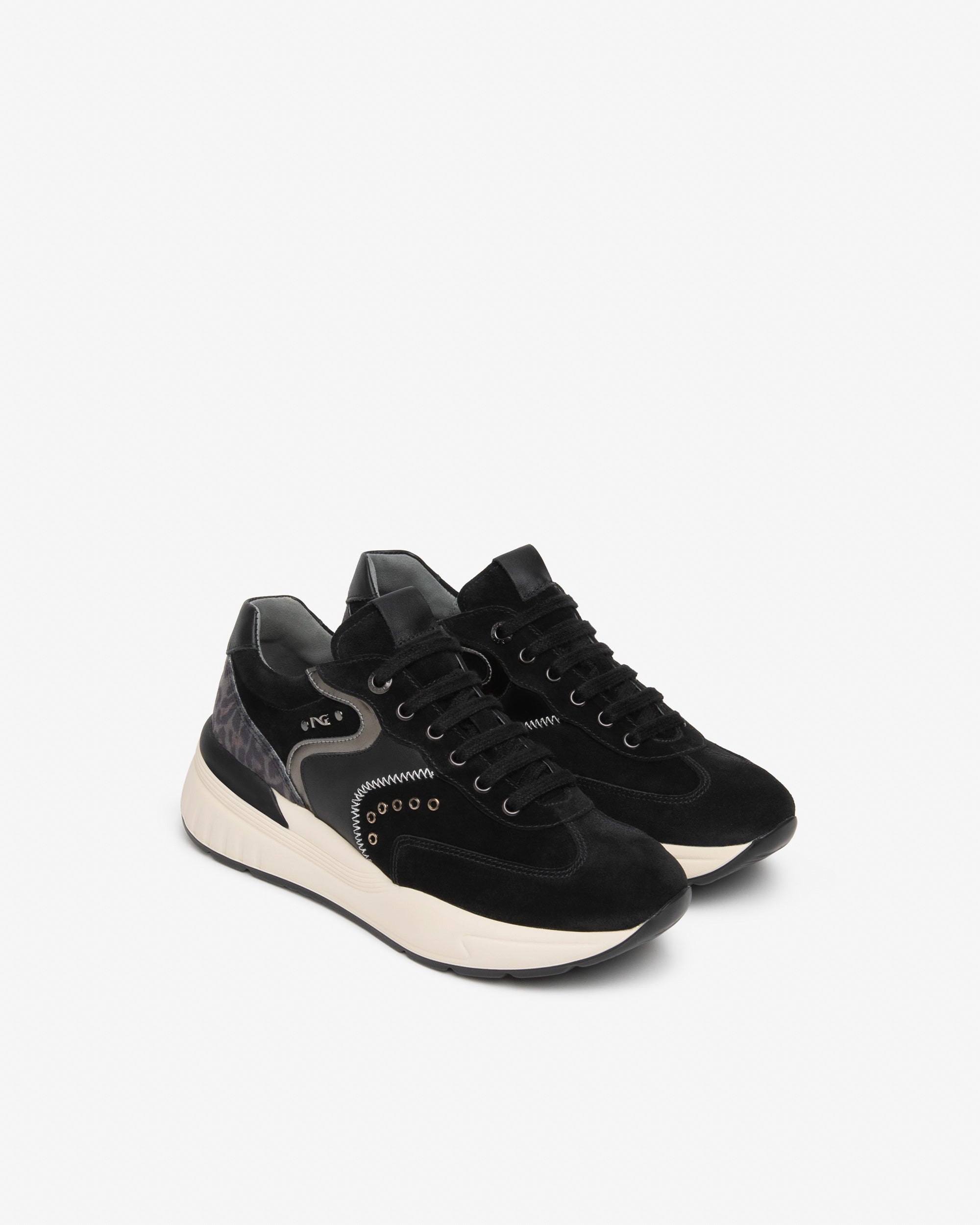 Nero Giardini Sneakers suède cuir femme cloutées