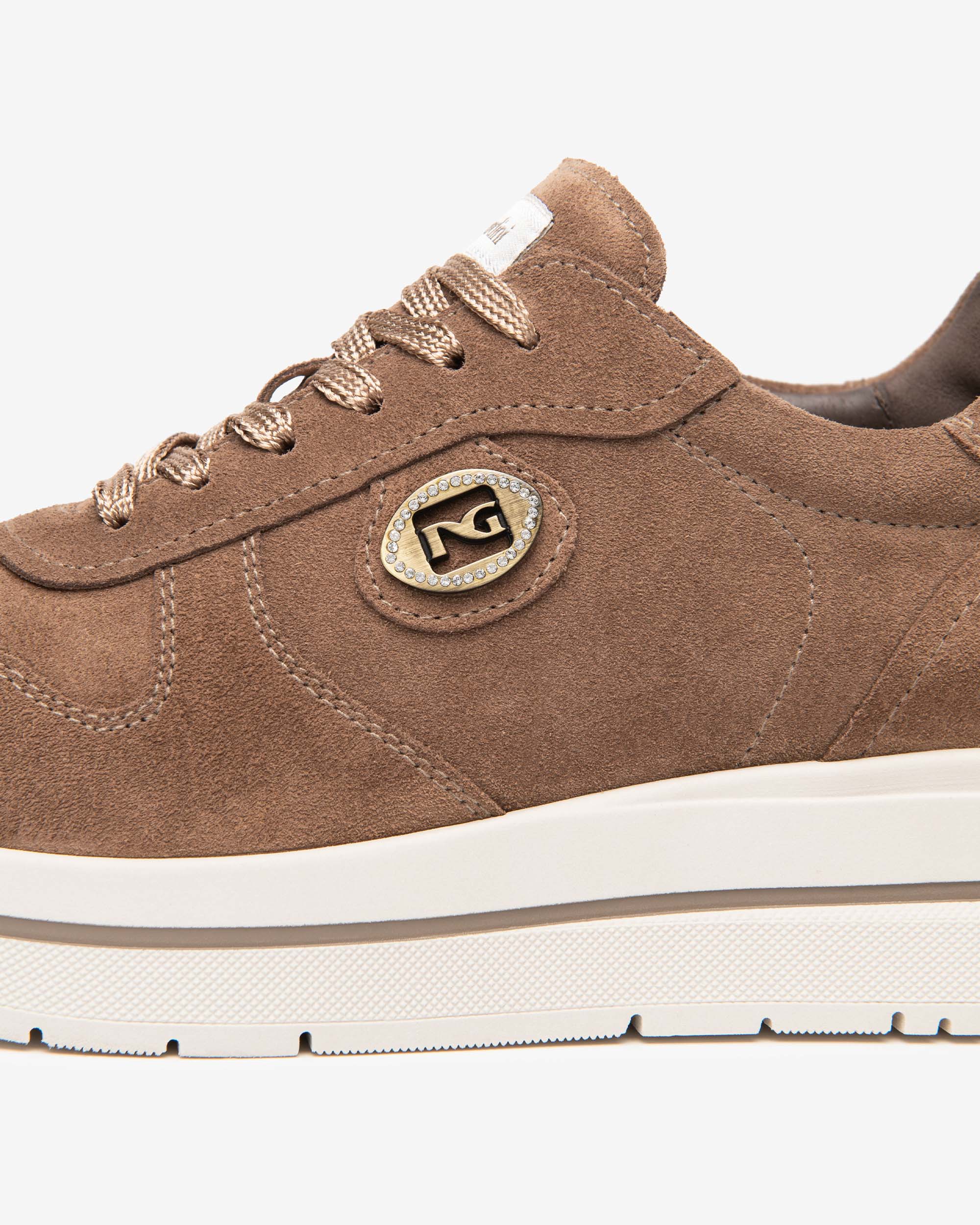 Nero Giardini Sneakers baskets daim femme plateforme 45 mm