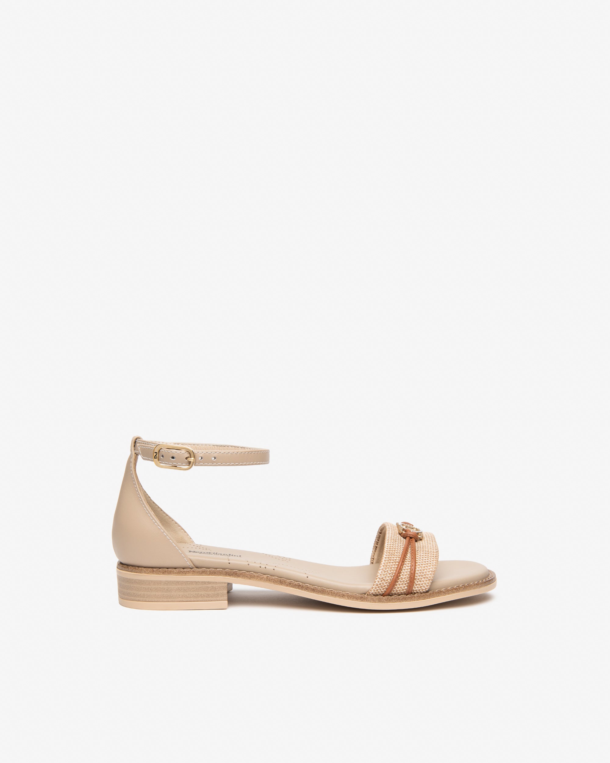 Nero Giardini Sandals sandales cuir toile femme