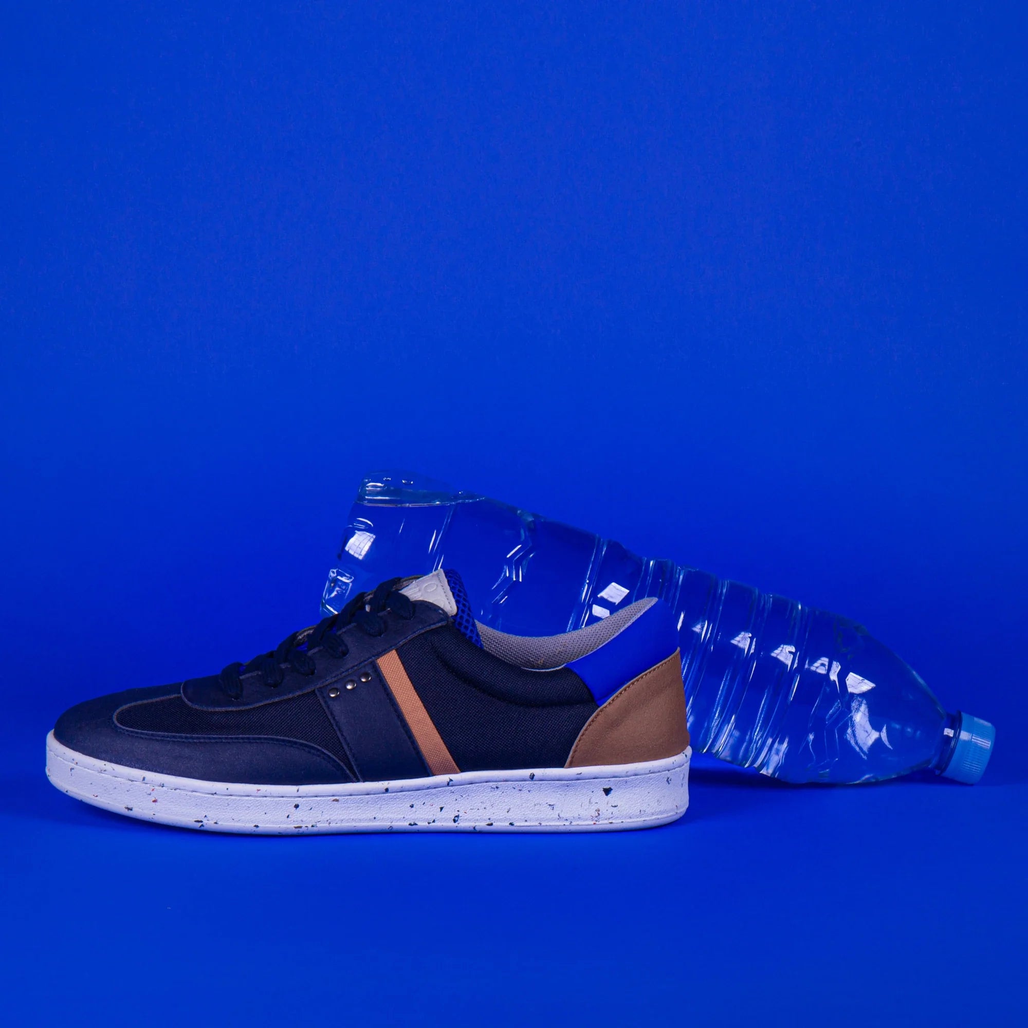 Me.Land Vivace basket vegan marine bleu cognac nylon