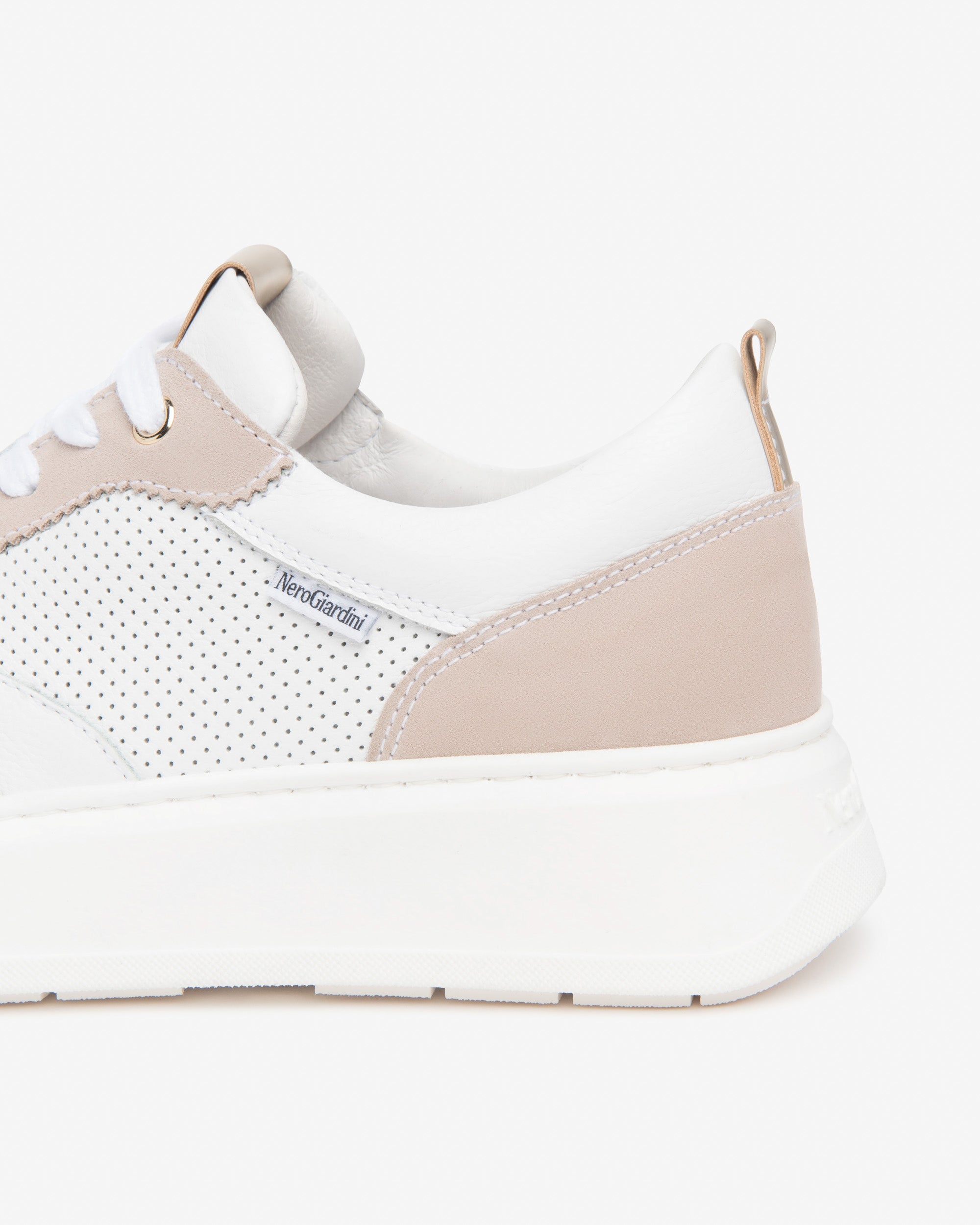 Nero Giardini Sneakers Baskets Femme Suède Cuir