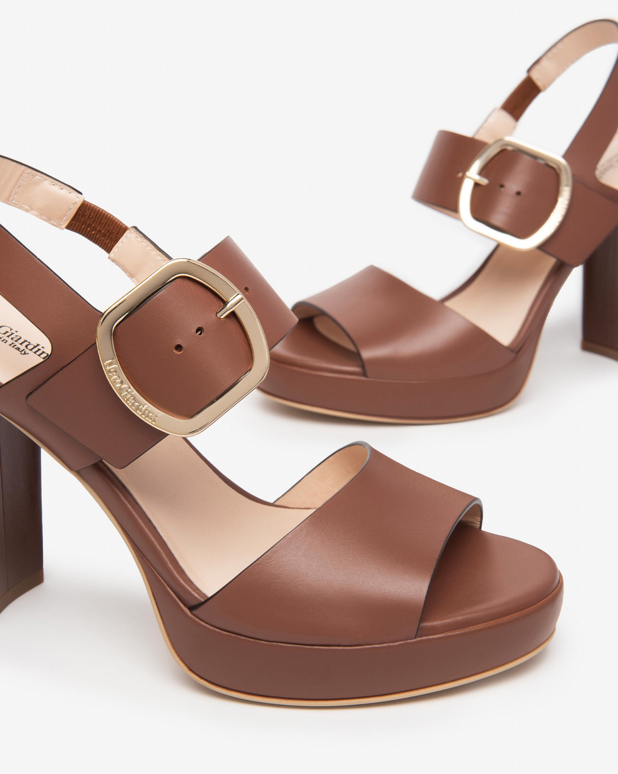 Nero Giardini Sandals sandales cuir femme été