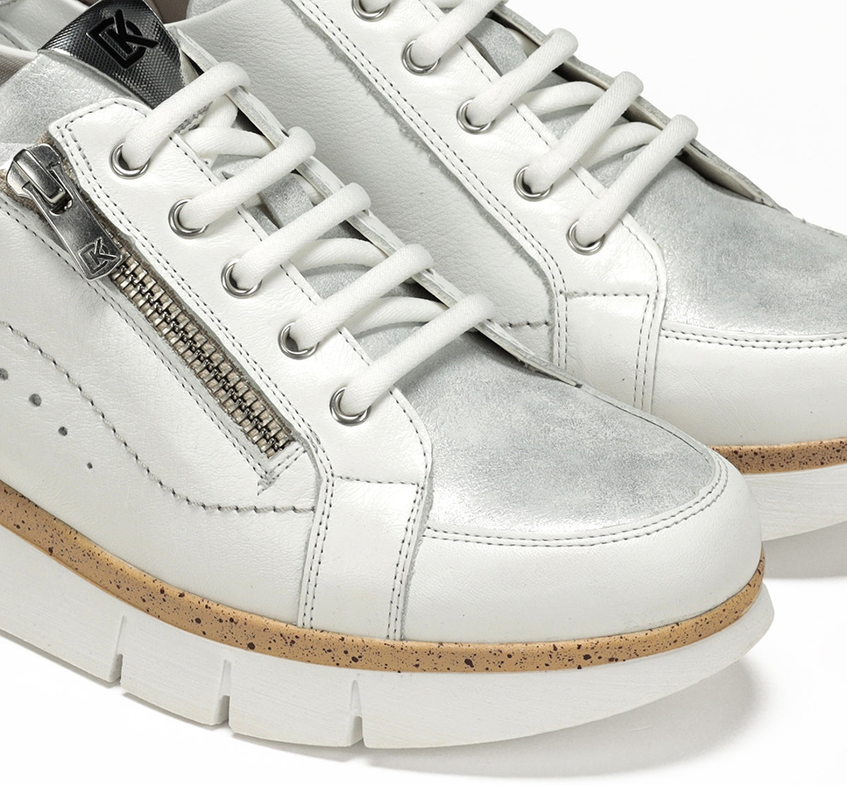 Dorking India D9301 basket femme blanc confort