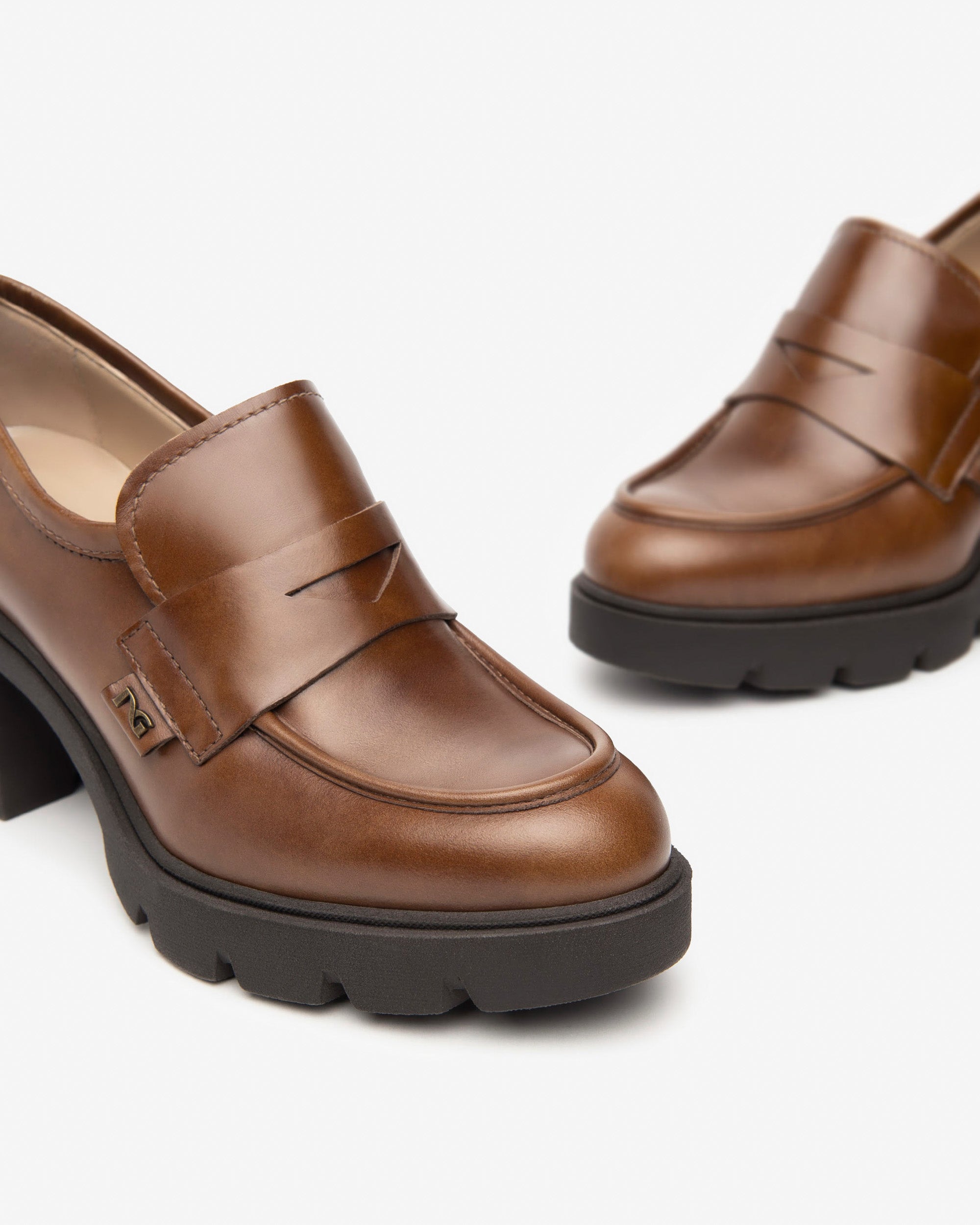 Nero Giardini Loafers Mocassins Femme Cuir 38