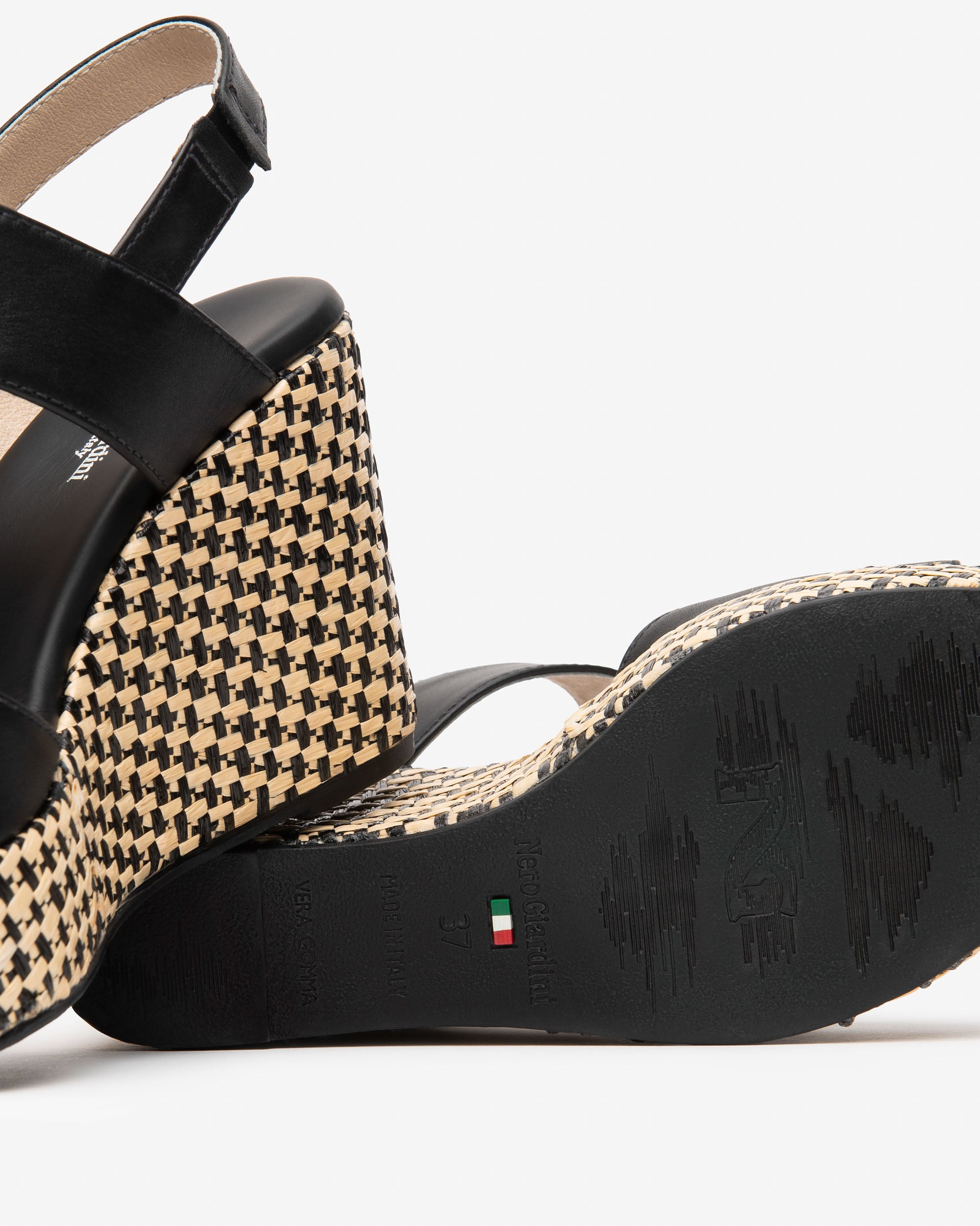 Nero Giardini Sandals sandales femme cuir pointure 38