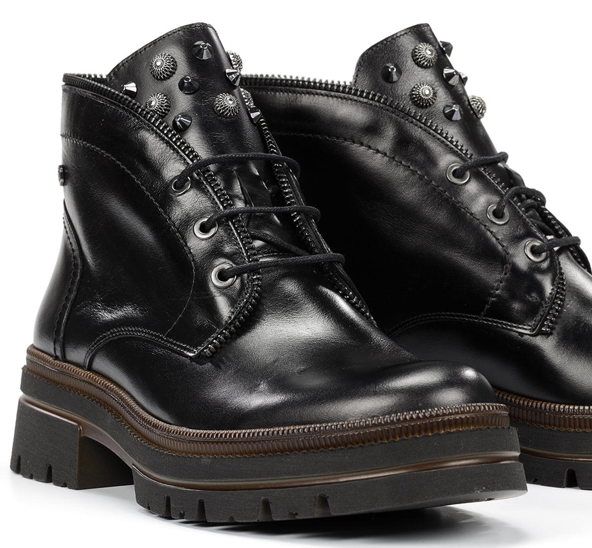 Dorking Cosmo D9390 bottine noire femme semelle track