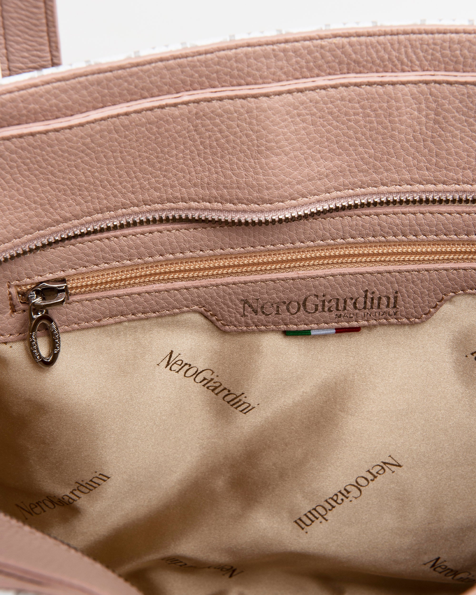Nero Giardini Bags sac cabas technique femme monogramme