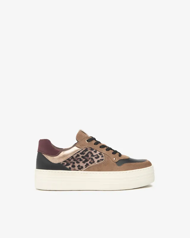 Nero Giardini Sneakers baskets daim cuir femme memory