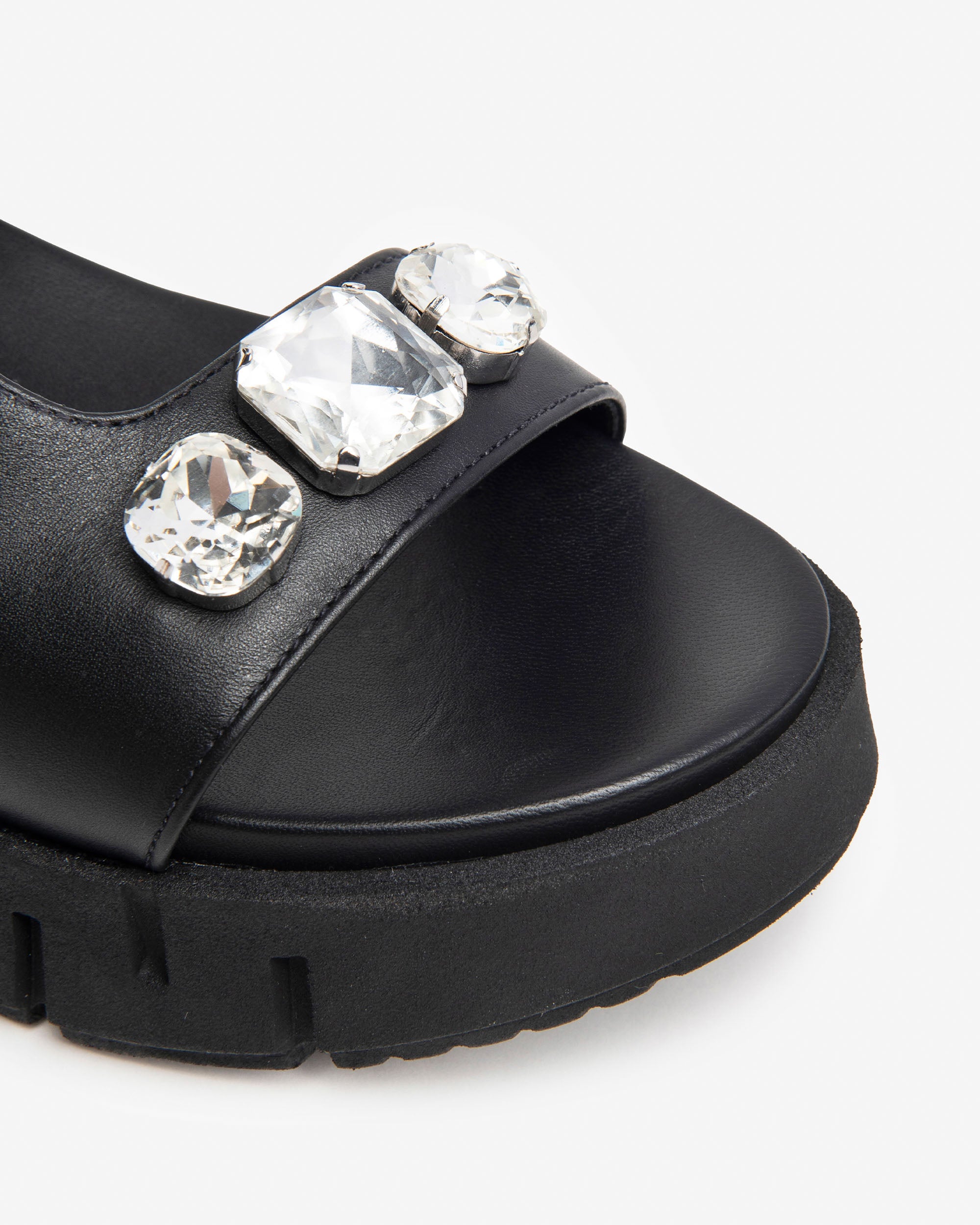 Nero Giardini Sandals sandales cuir tissu femme