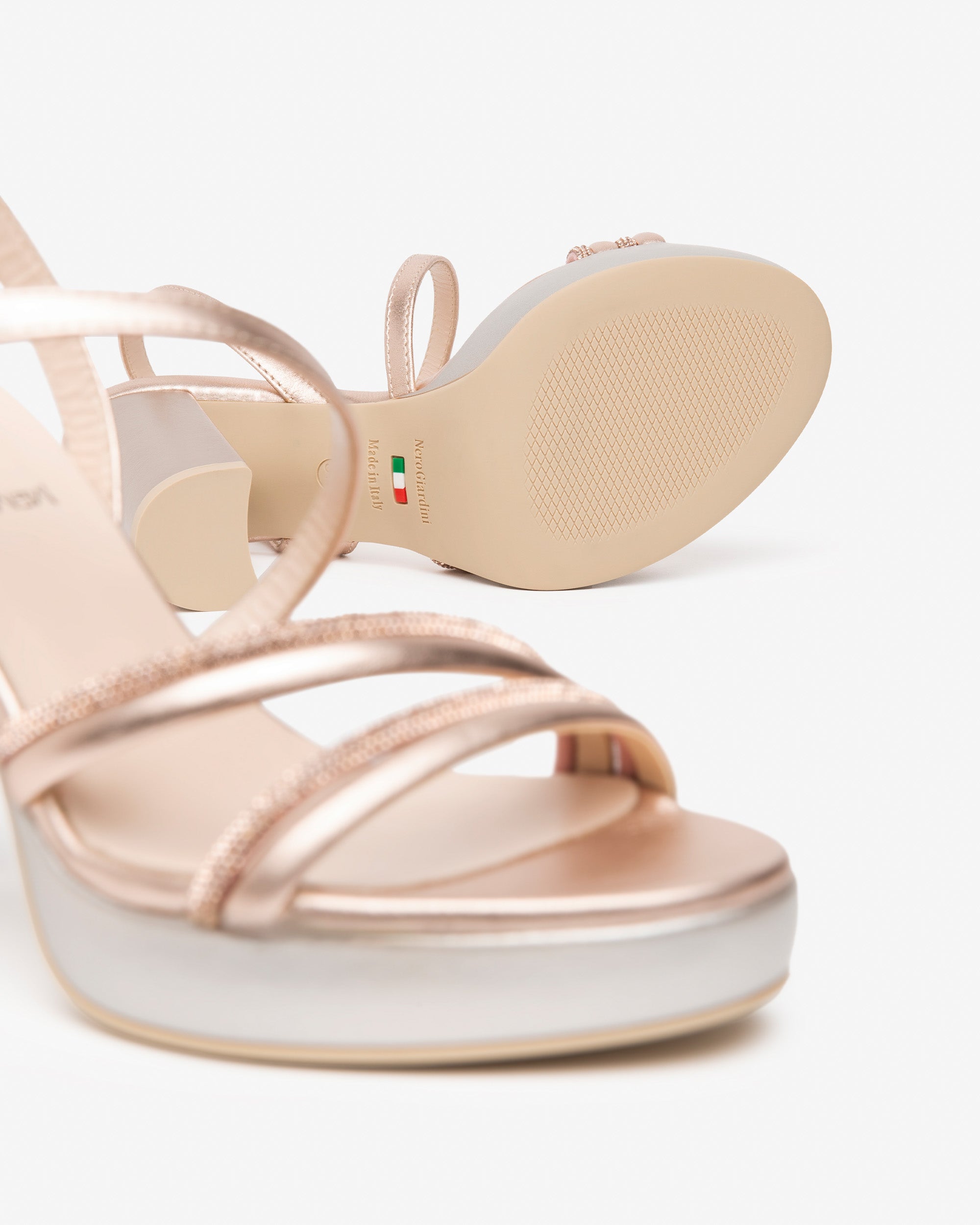 Nero Giardini Sandals sandales cuir femme élégantes été