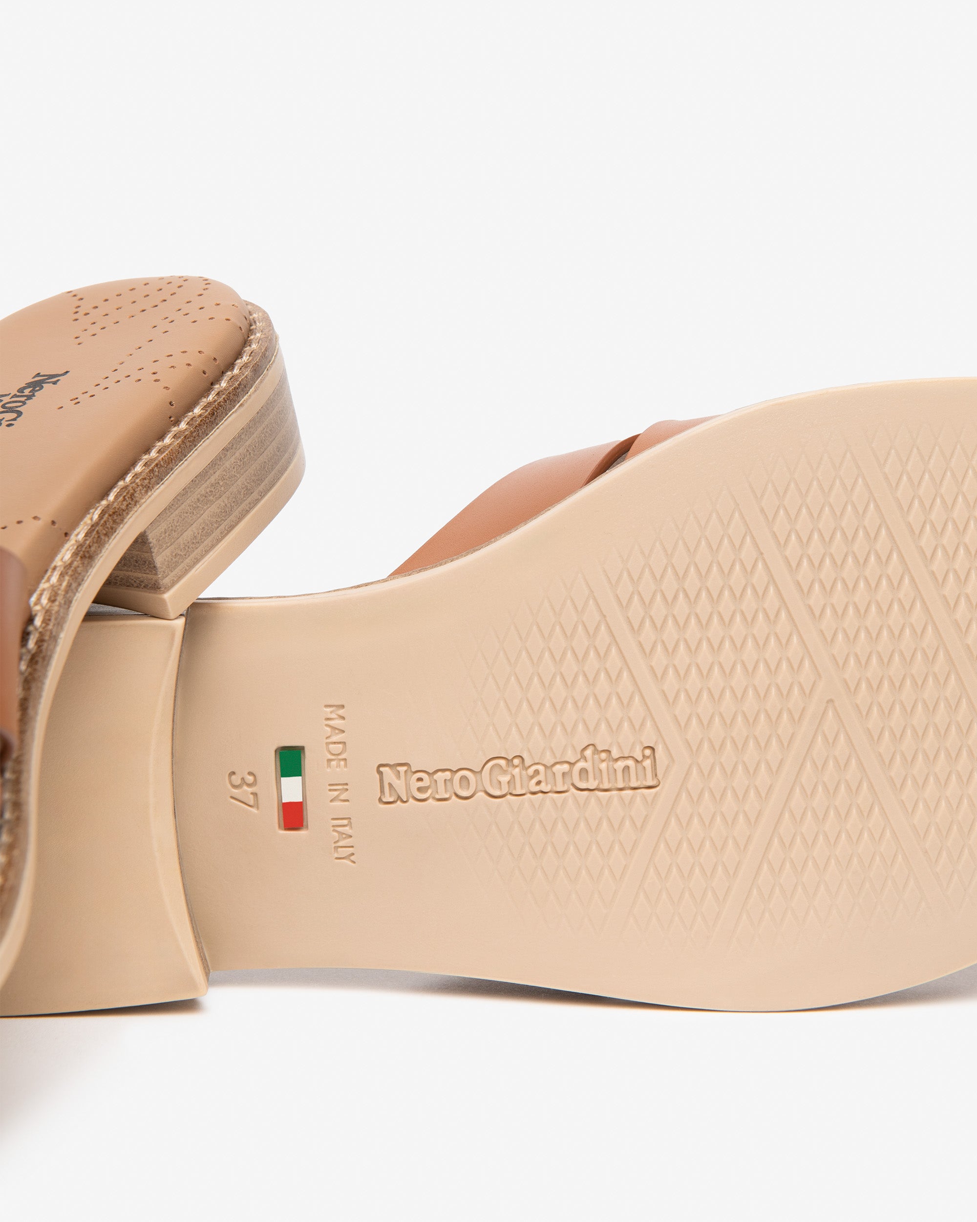 Nero Giardini Sandals mules cuir femme tissu technique