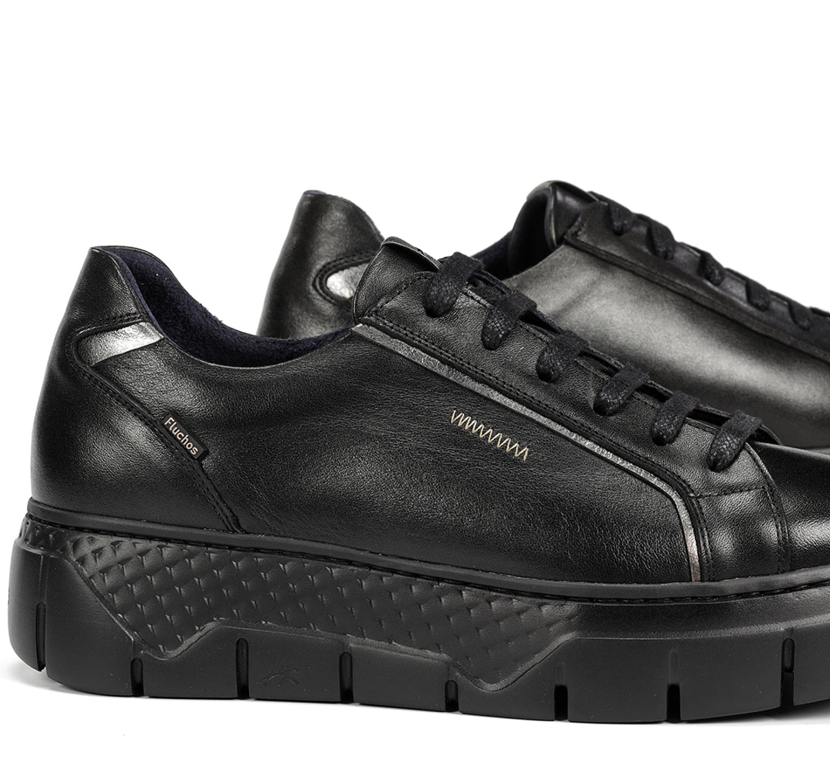 Fluchos Ilia F2305 baskets noir femme cuir compensé
