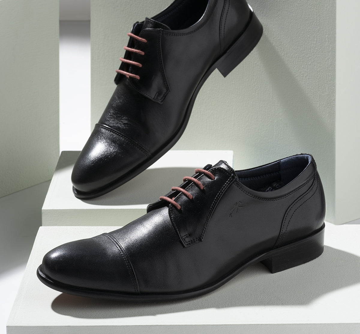 Fluchos Heracles 8412 chaussure homme noire cuir