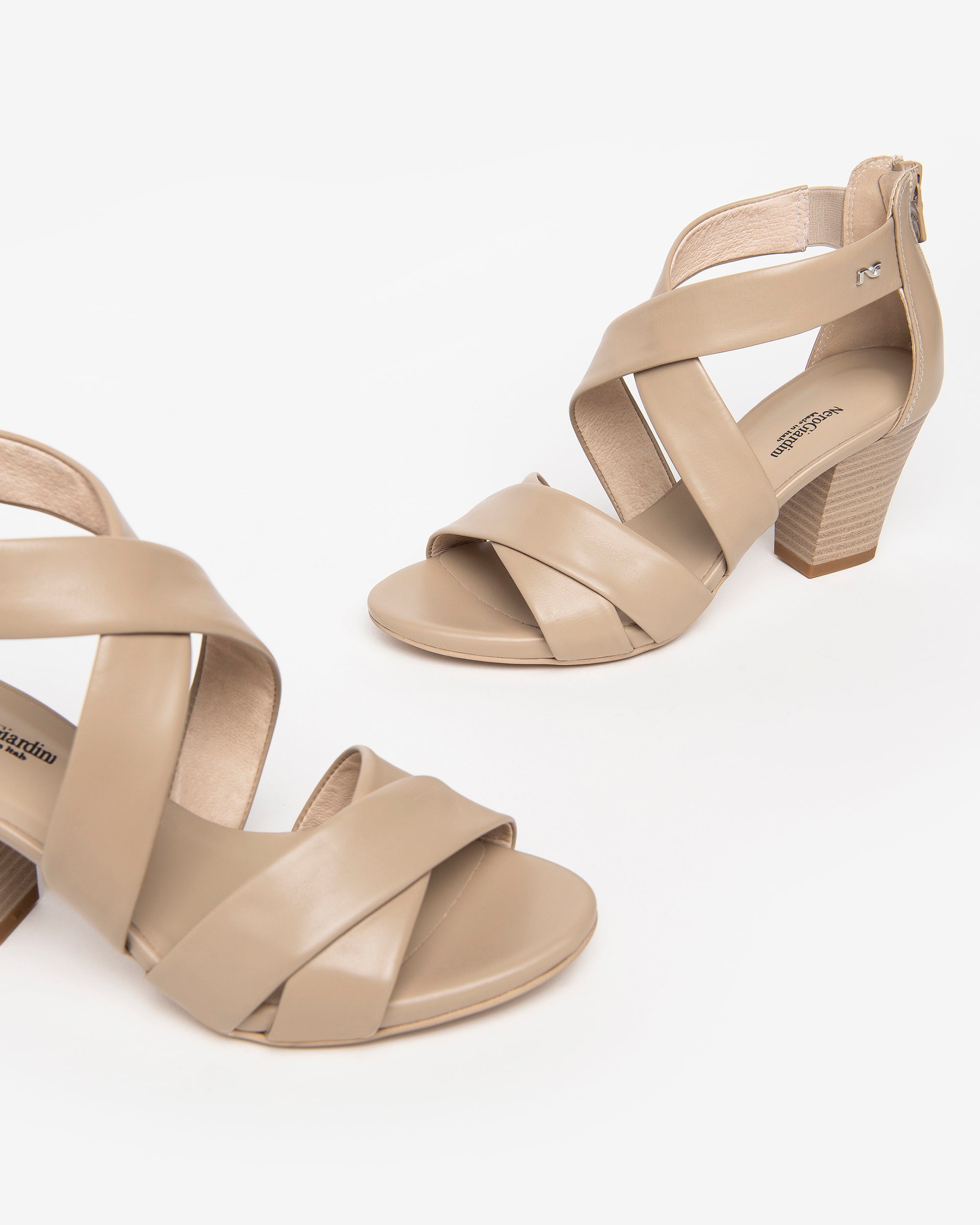 Nero Giardini Sandals sandales cuir femme simple