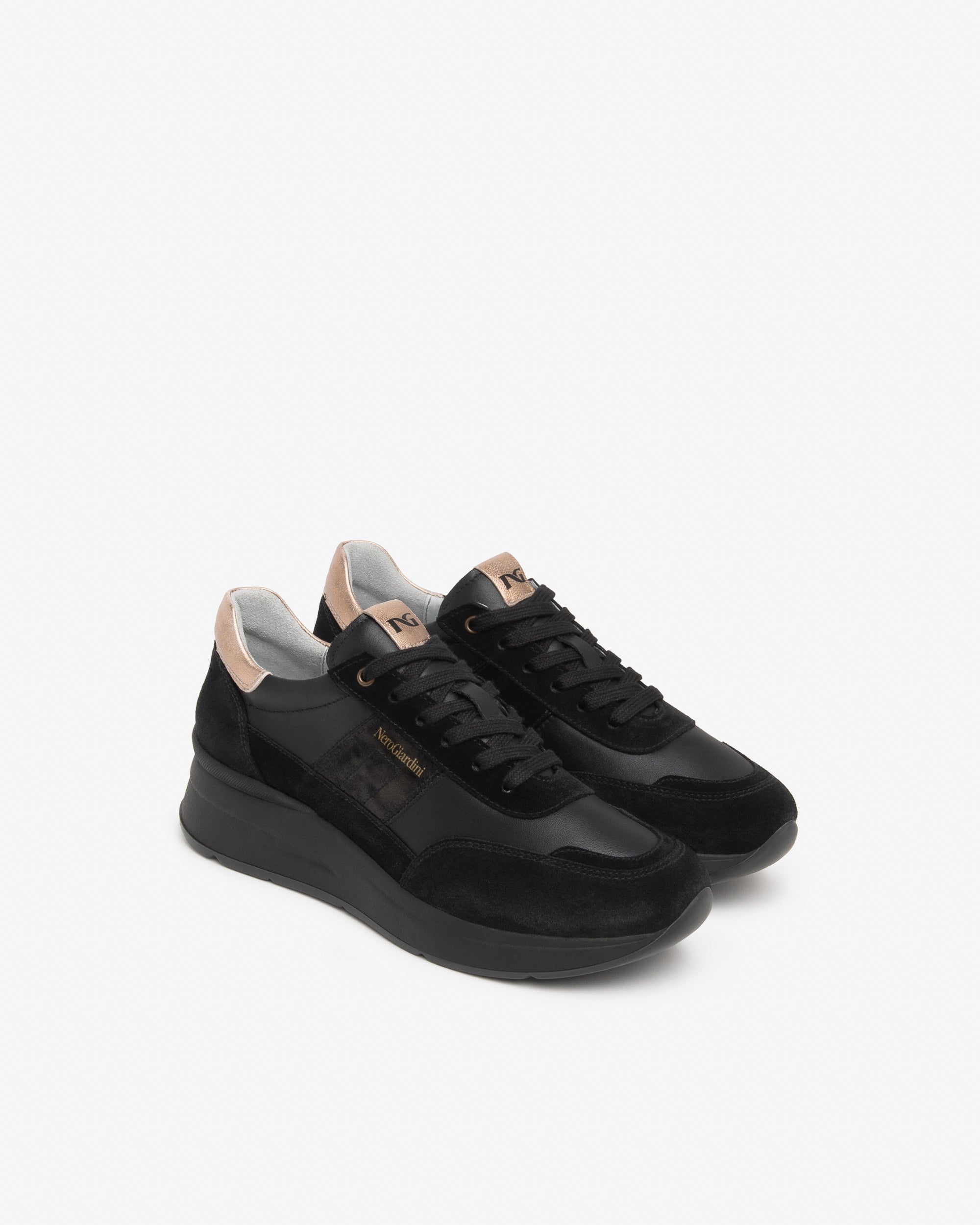 Nero Giardini Sneakers baskets cuir daim femme 38