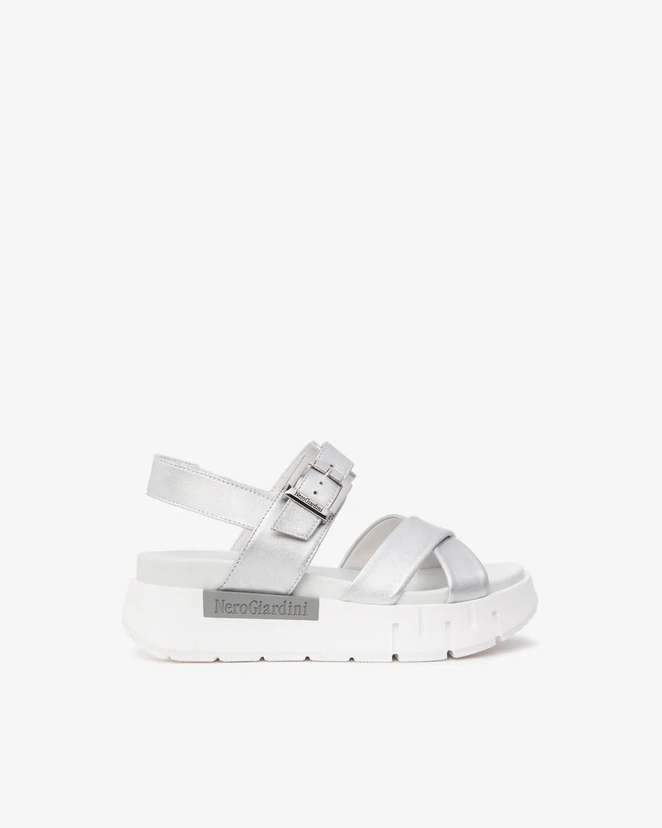 Nero Giardini Sandals sandales cuir femme été pointure 37