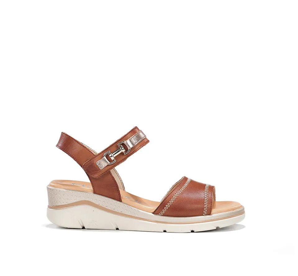 Fluchos Fire F2427 sandale femme marron compensee cuir