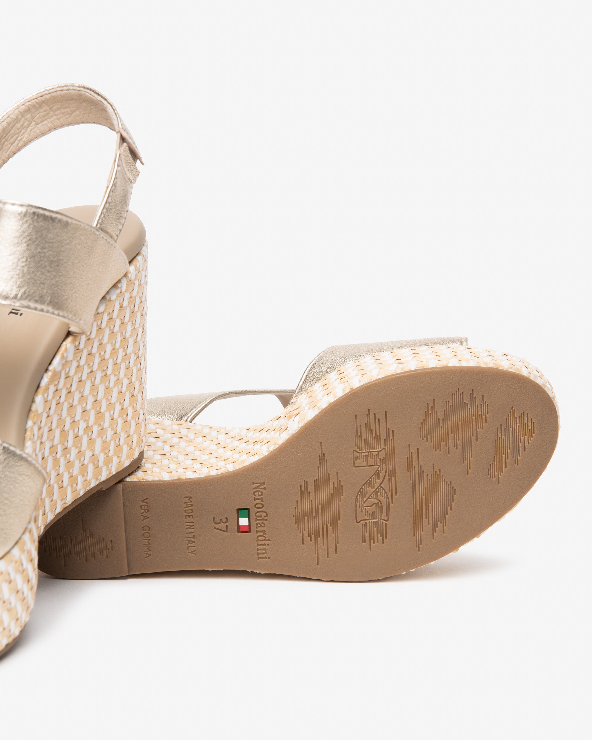 Nero Giardini Sandals sandales cuir femme été