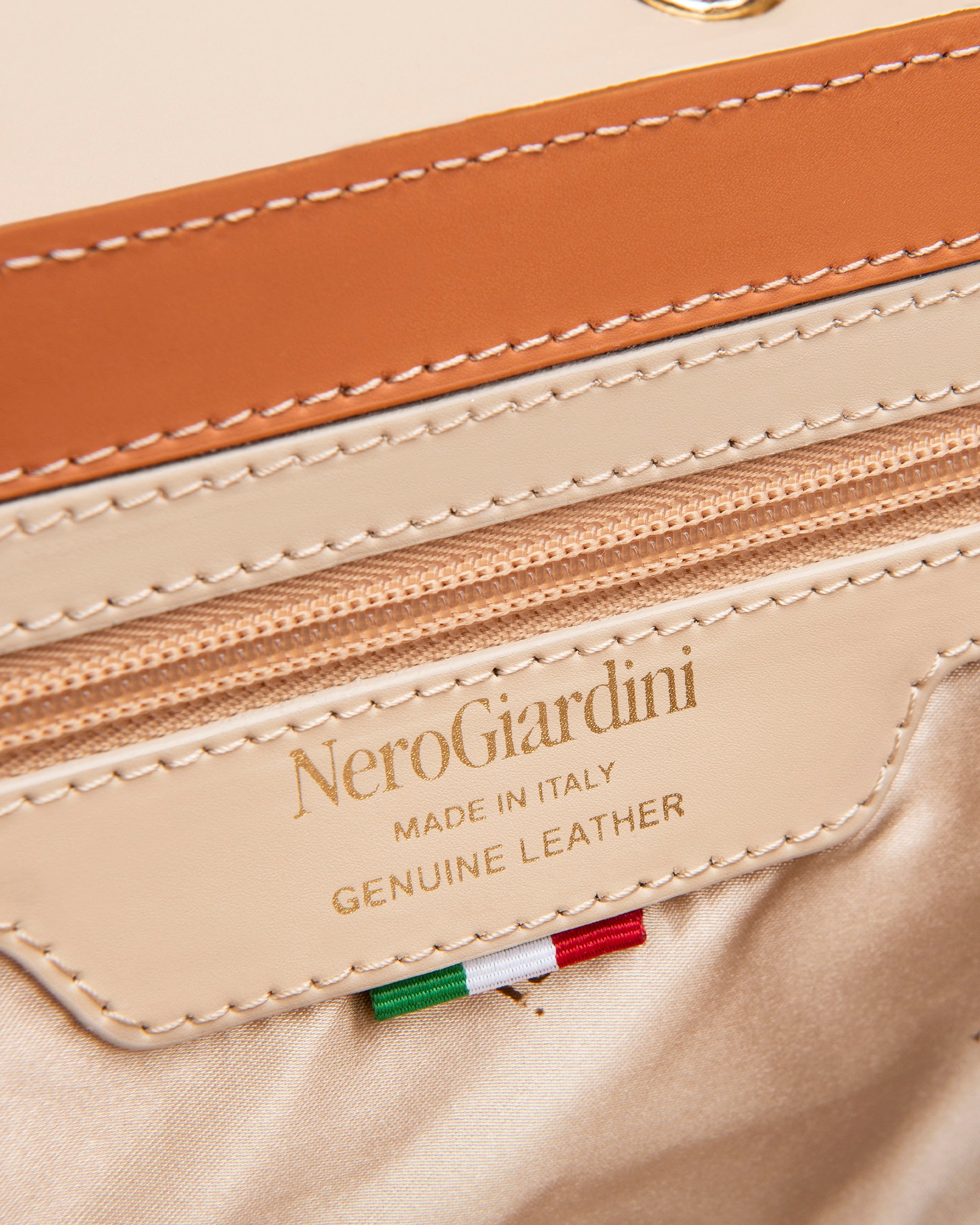 Nero Giardini Bags sac cuir femme baguette bandoulière