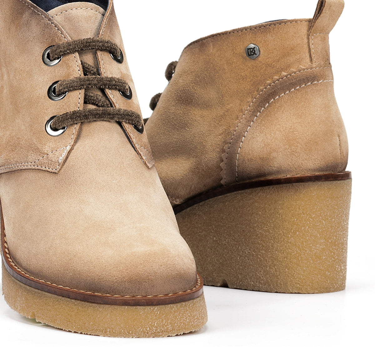 Dorking Lalie D9357 escarpins femme taupe compensés