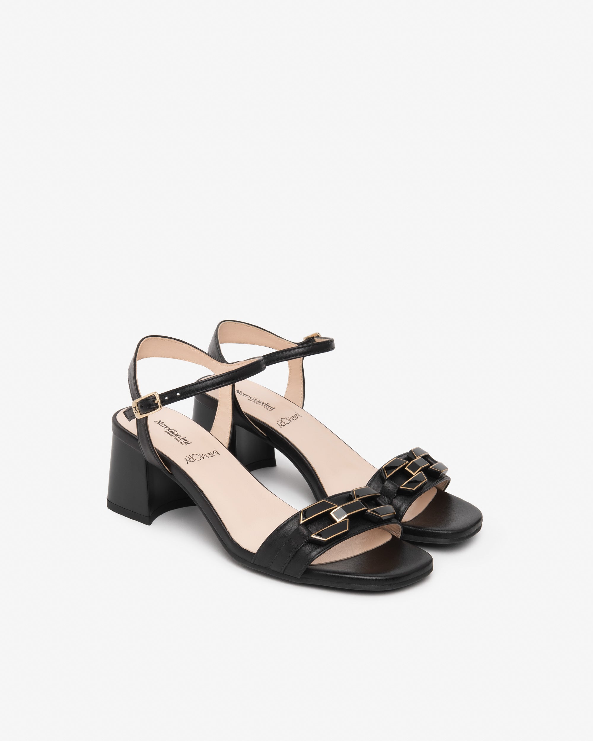 Nero Giardini Sandals sandales cuir femme confort