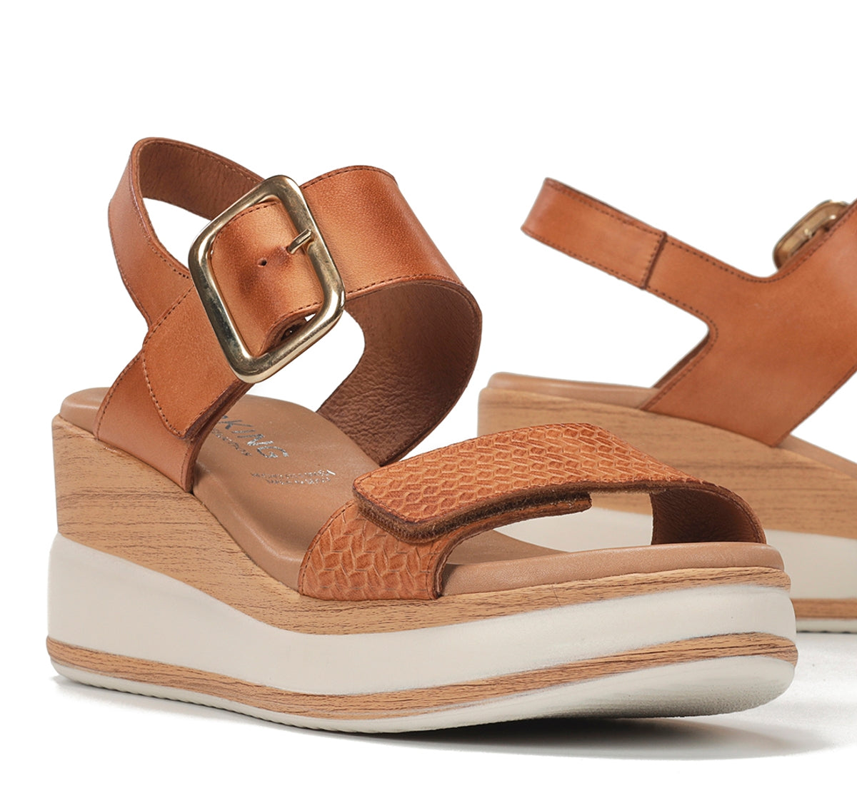 Dorking by Fluchos Prince D9642 Sandales Marron Femme