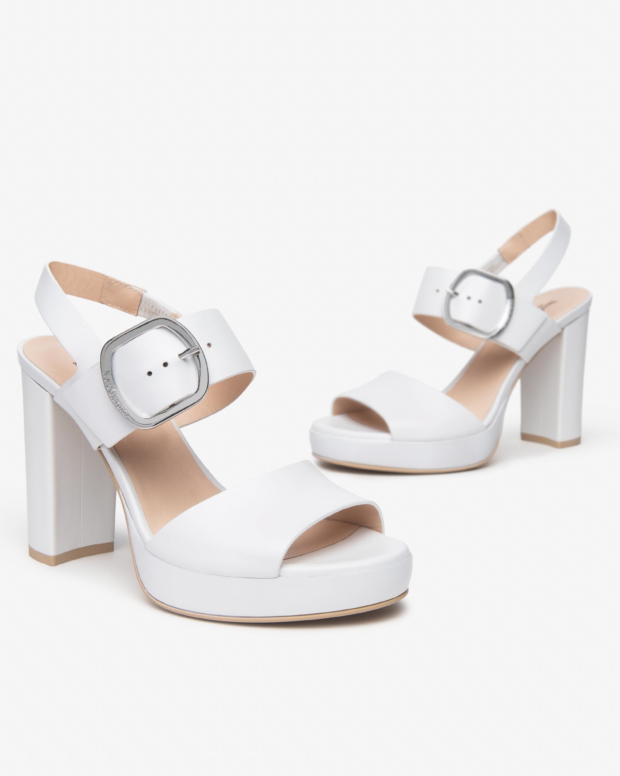 Nero Giardini Sandals sandales cuir femme été