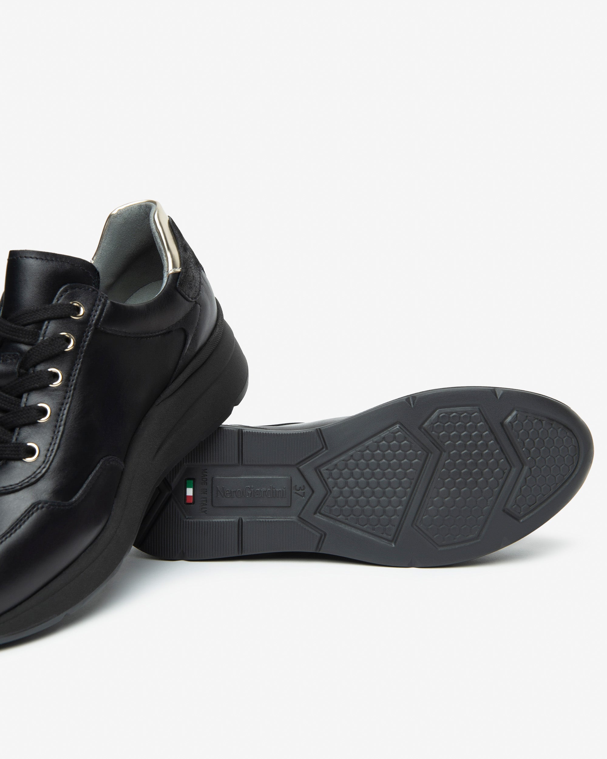 Nero Giardini Sneakers baskets cuir tissu femme