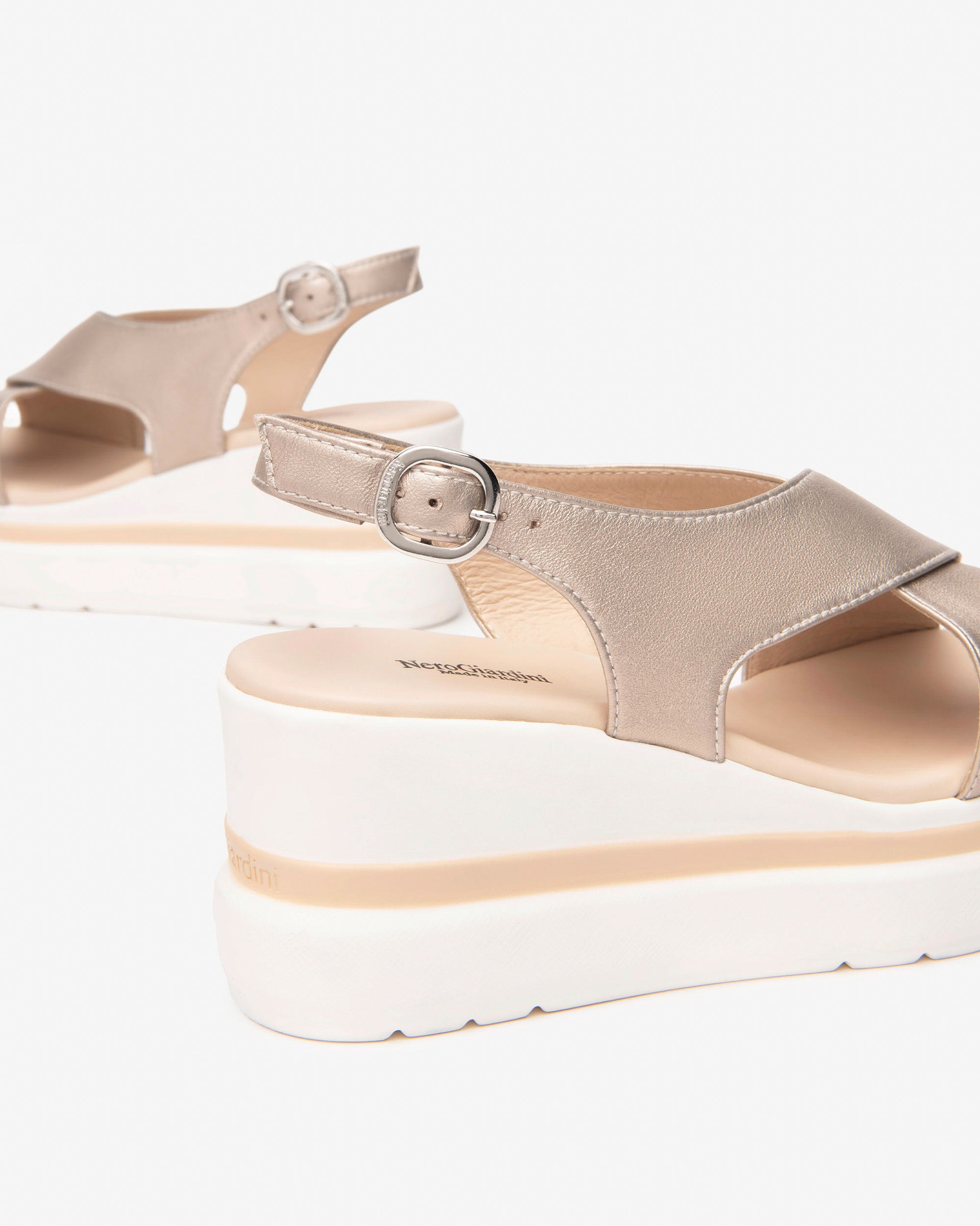 Nero Giardini Sandals sandales cuir femme été