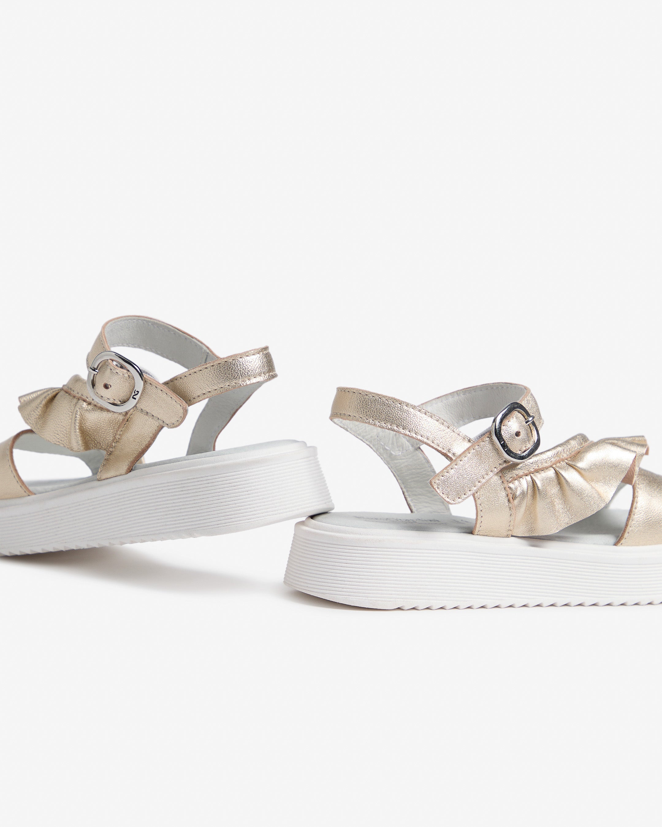 Nero Giardini Sandals Sandales Cuir Fille Pointure 35