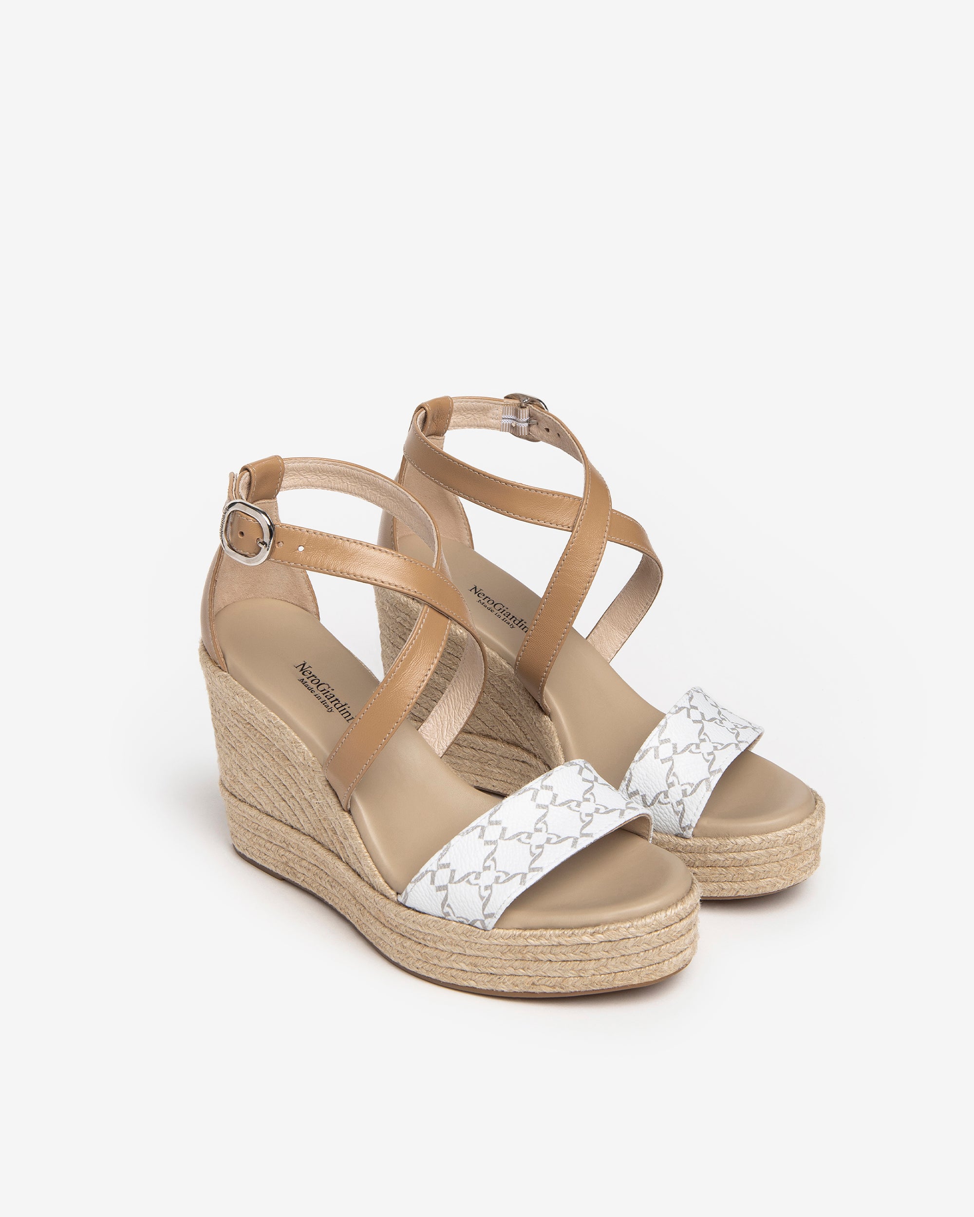 Nero Giardini Sandals sandales cuir femme confort