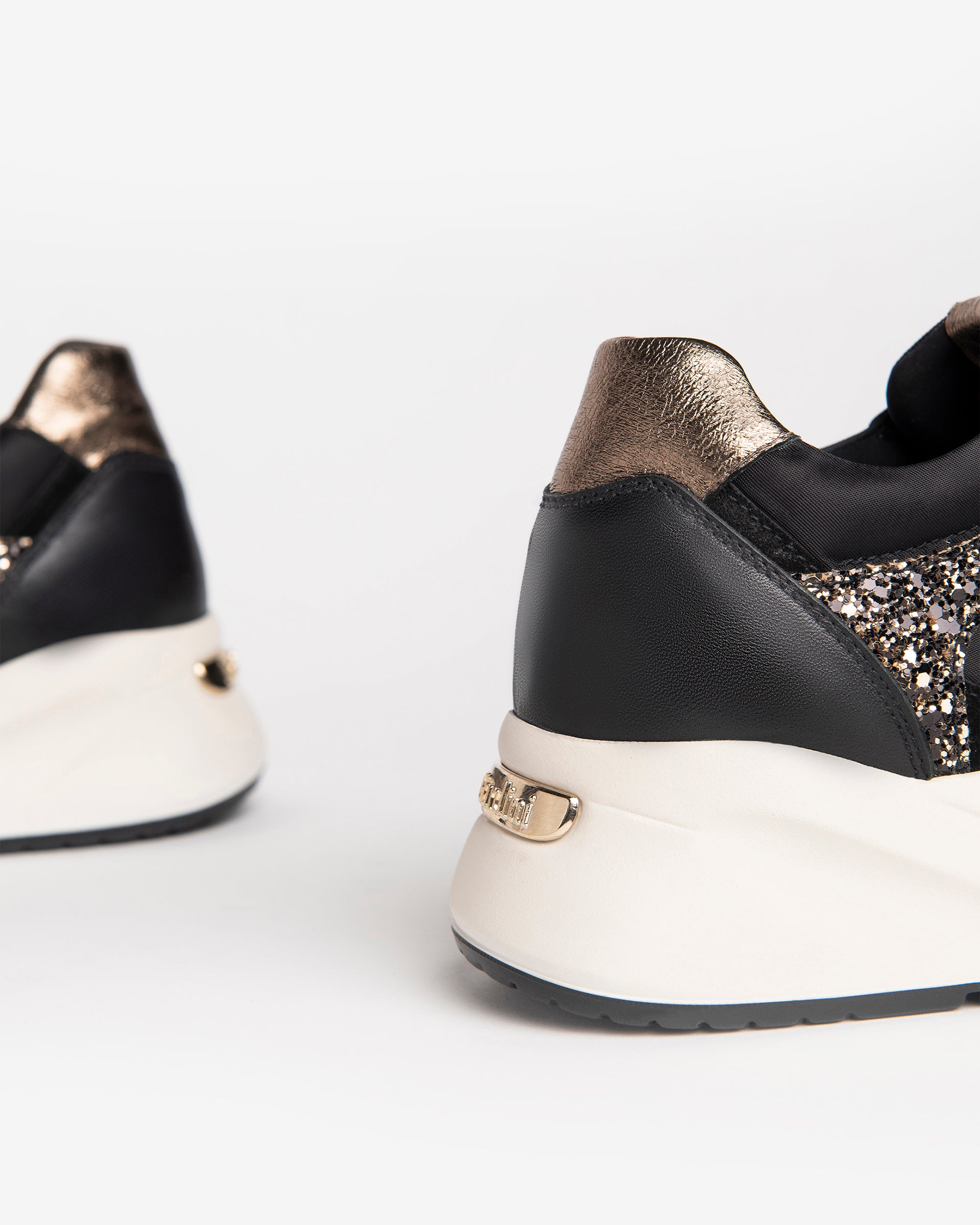 Nero Giardini Sneakers baskets cuir daim femme