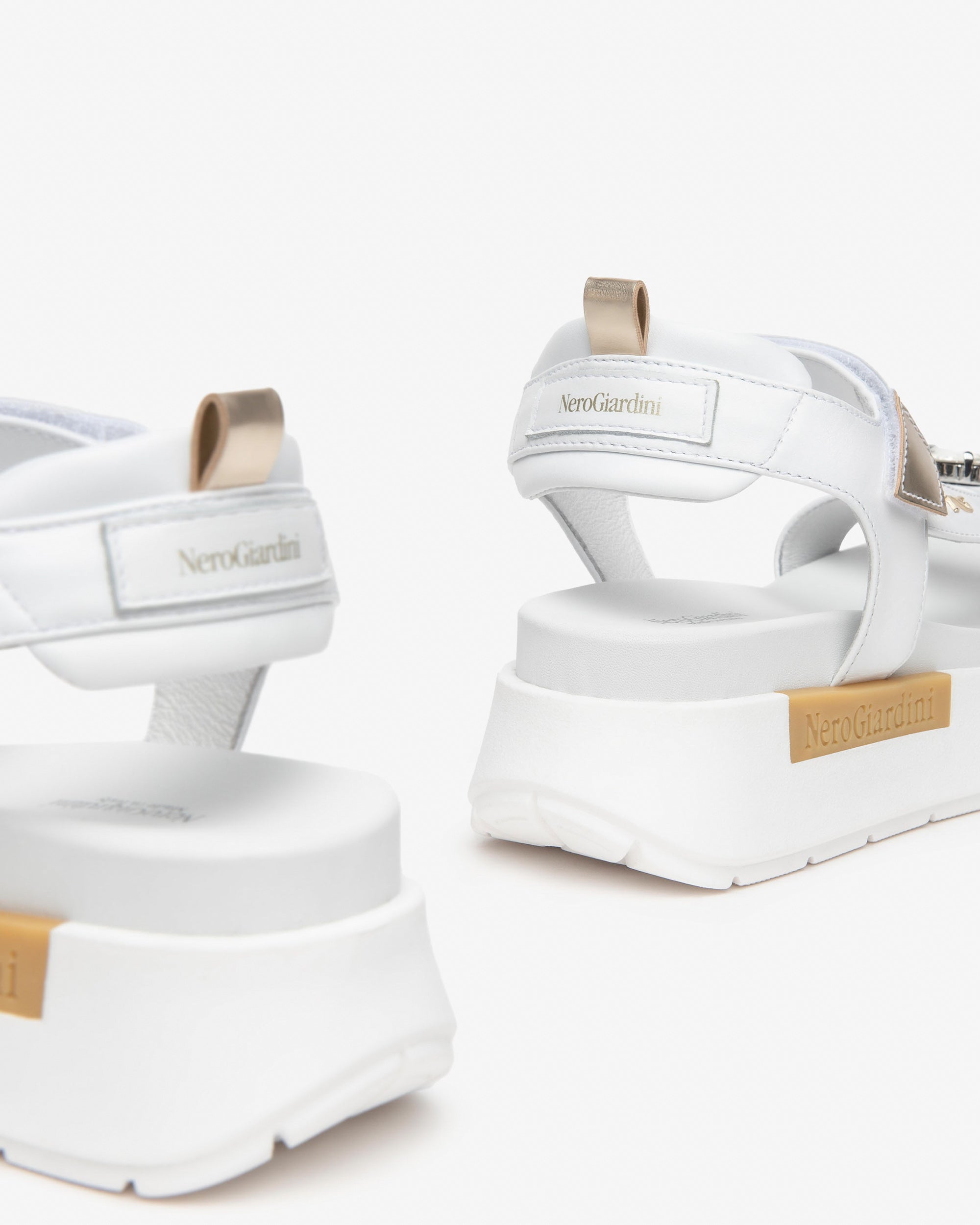 Nero Giardini Sandals cuir tissu technique femme
