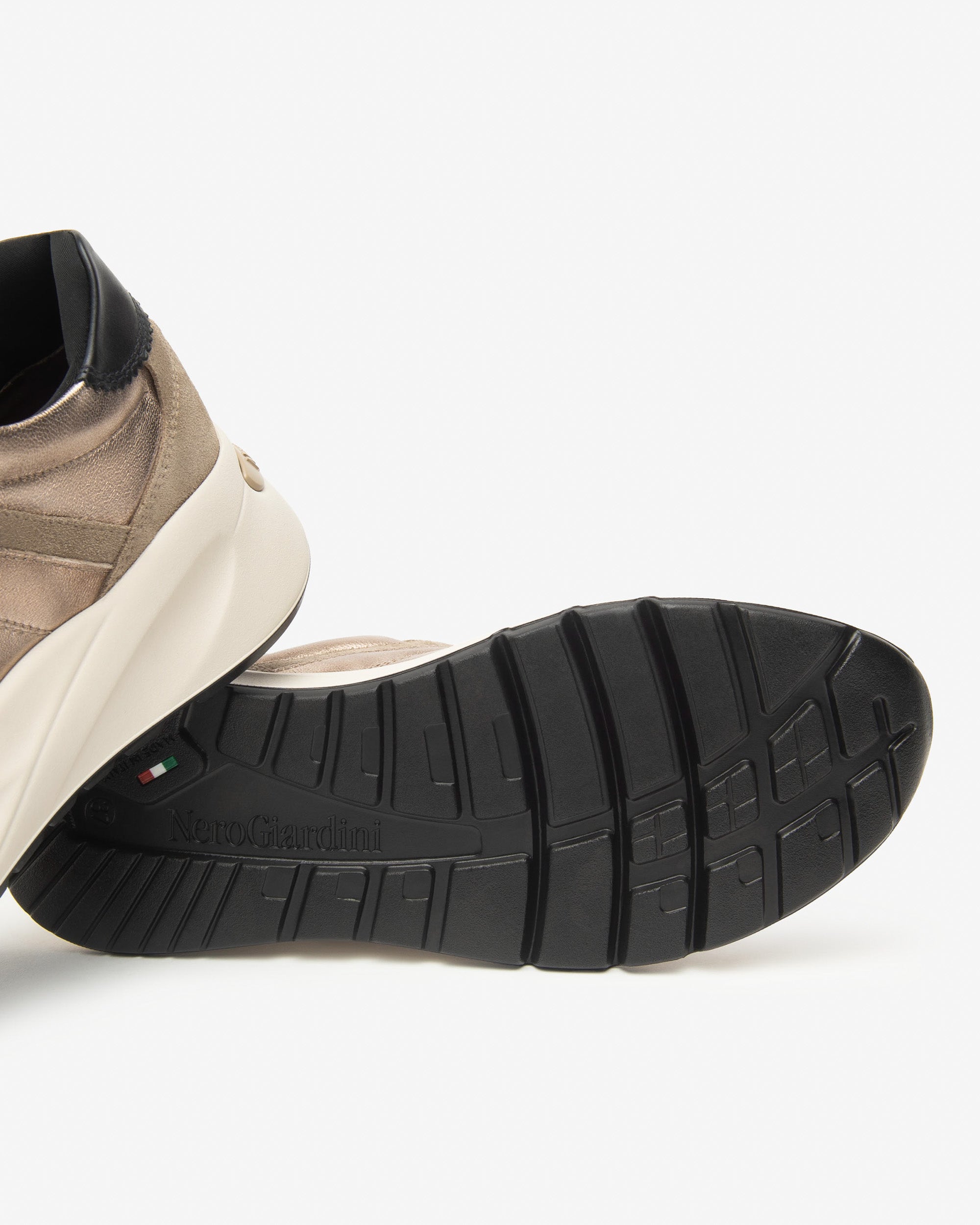 Nero Giardini Sneakers basket femme daim cuir memory 35-41