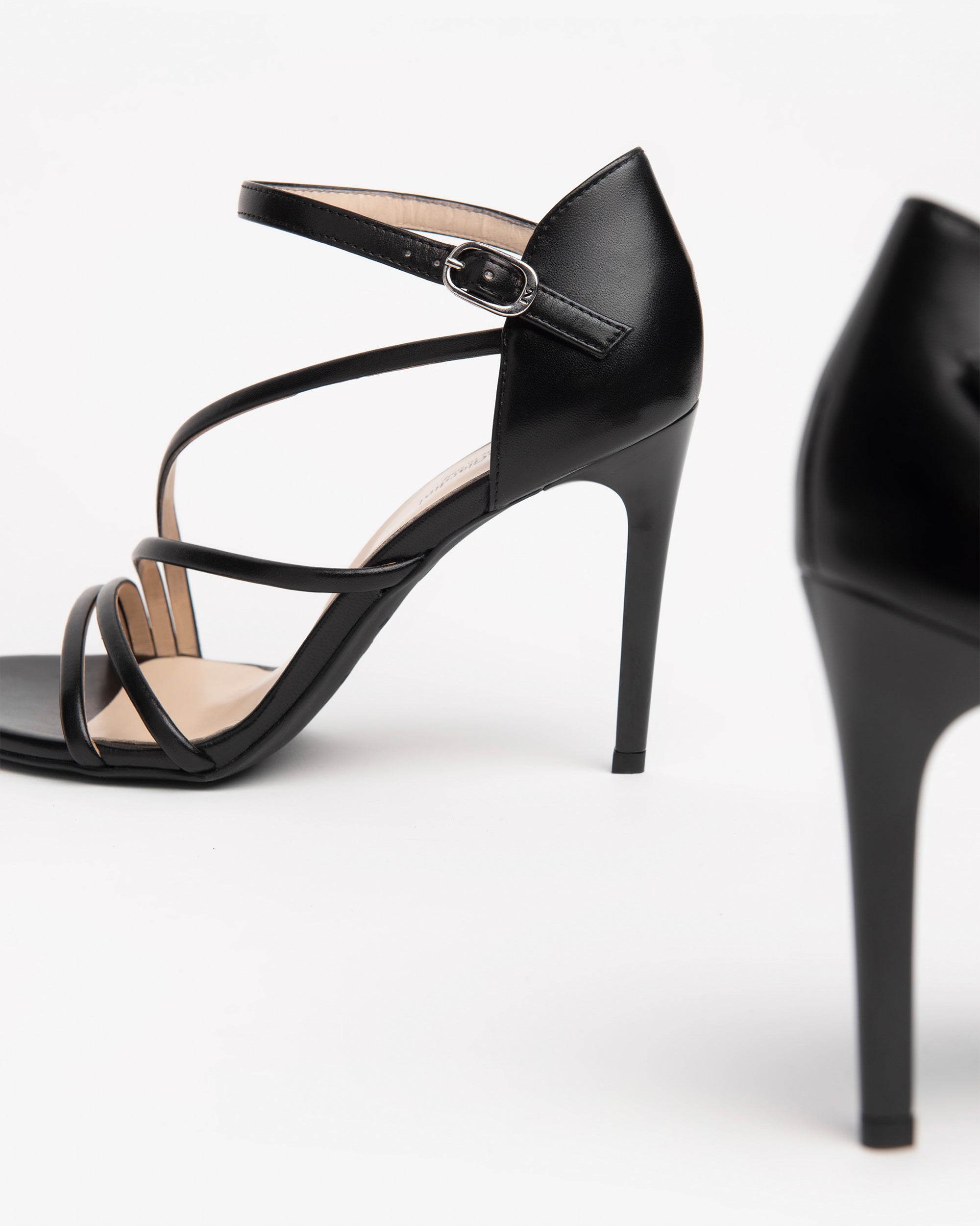 Nero Giardini Sandals sandales cuir femme été