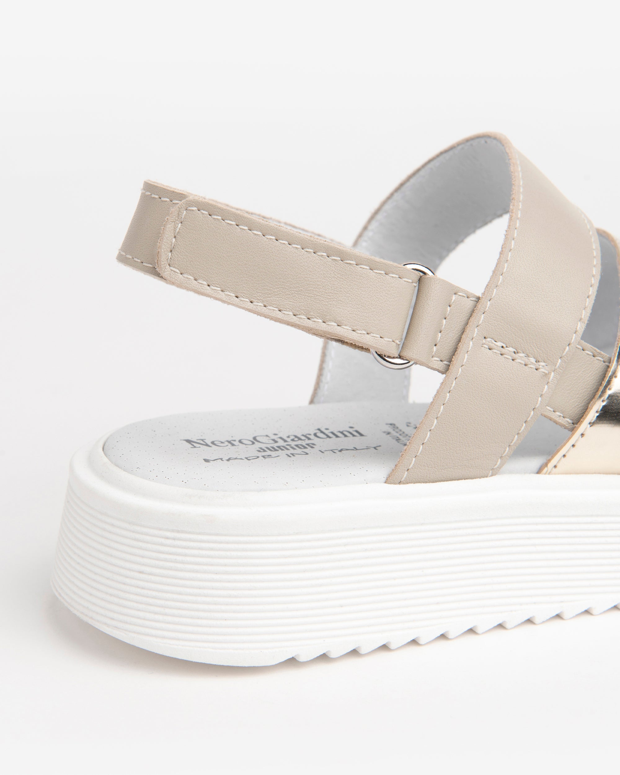 Nero Giardini Sandals sandales cuir fille scratch été