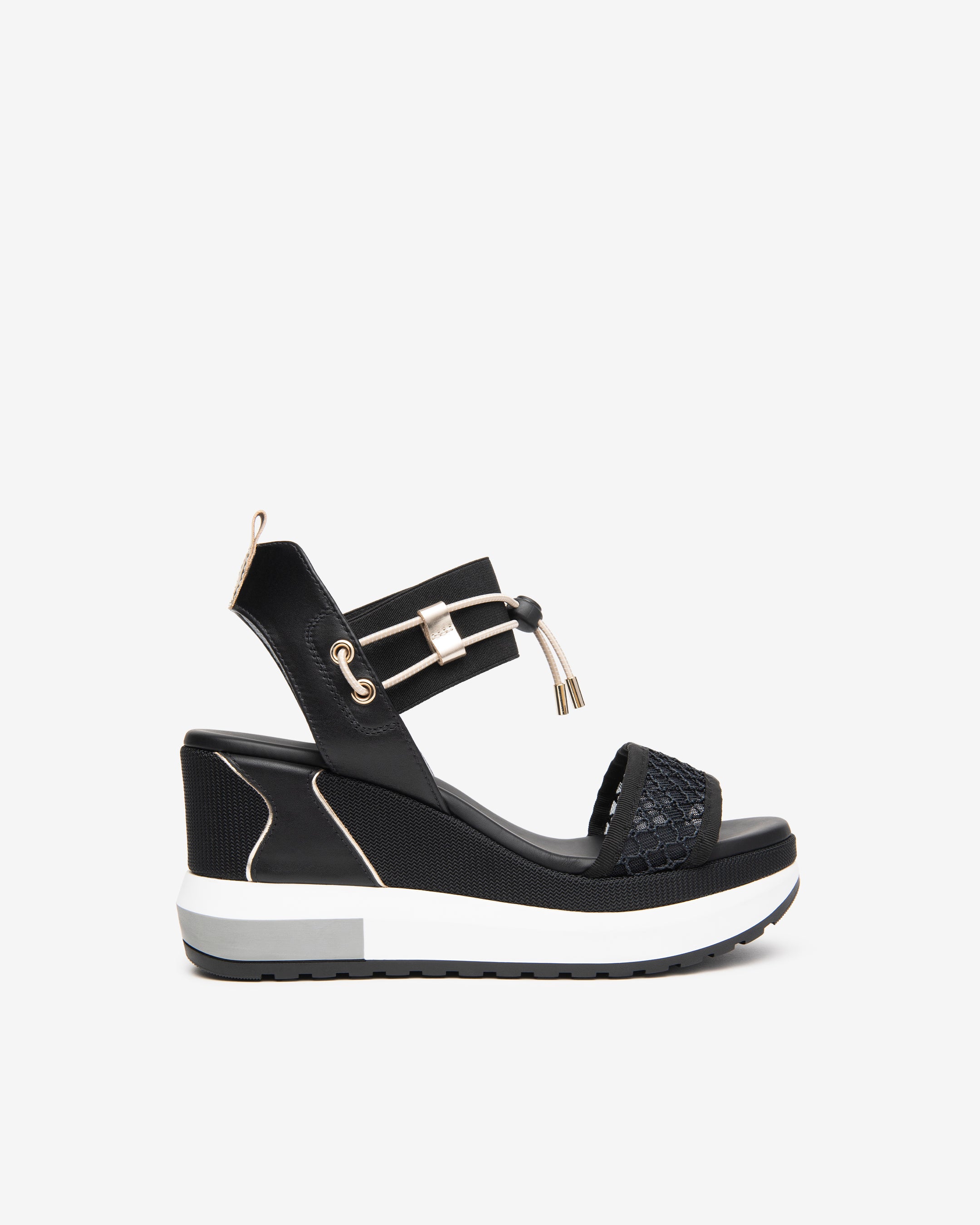 Nero Giardini Sandals sandales toile cuir femme