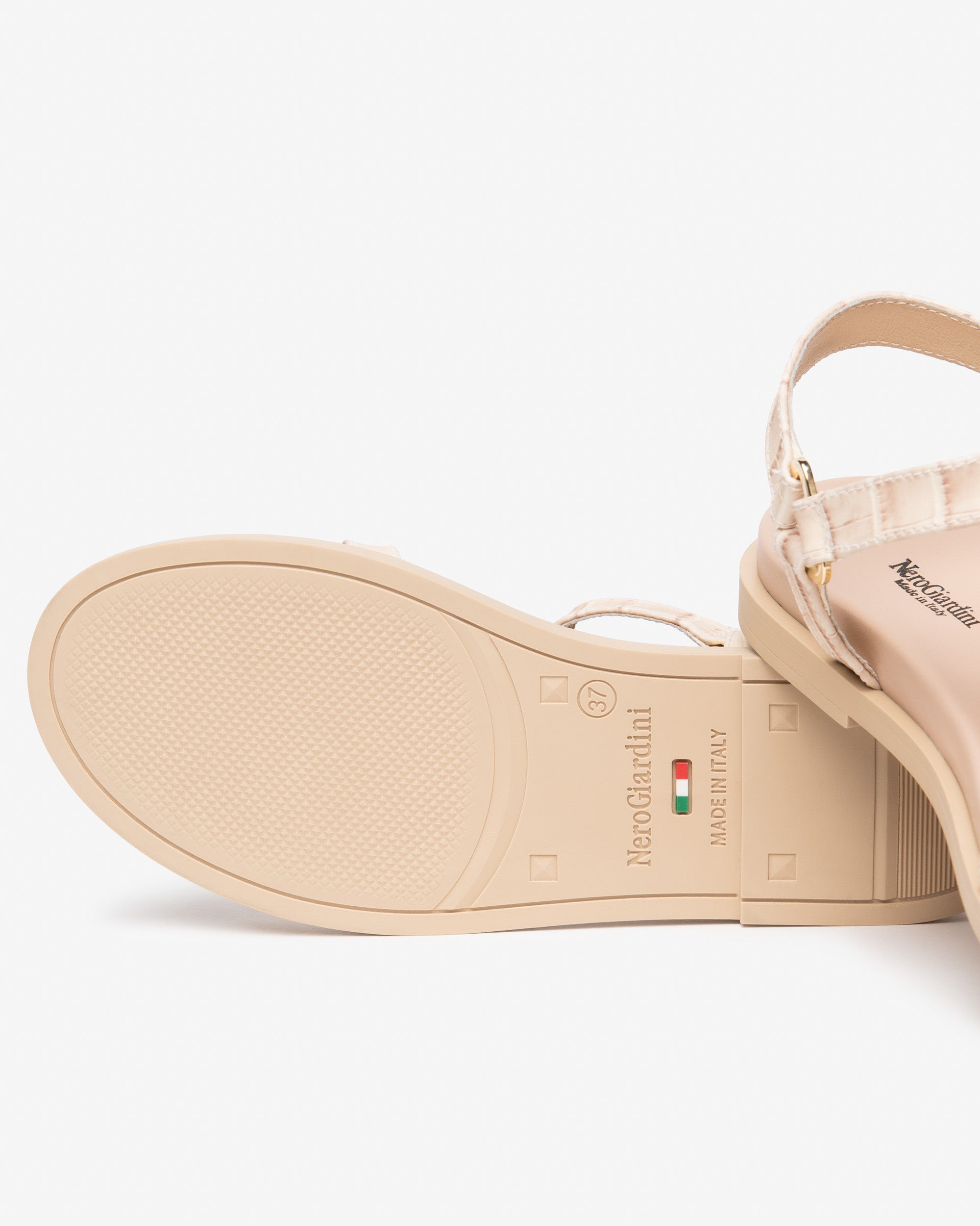 Nero Giardini Sandals Sandales cuir femme Made in Italy