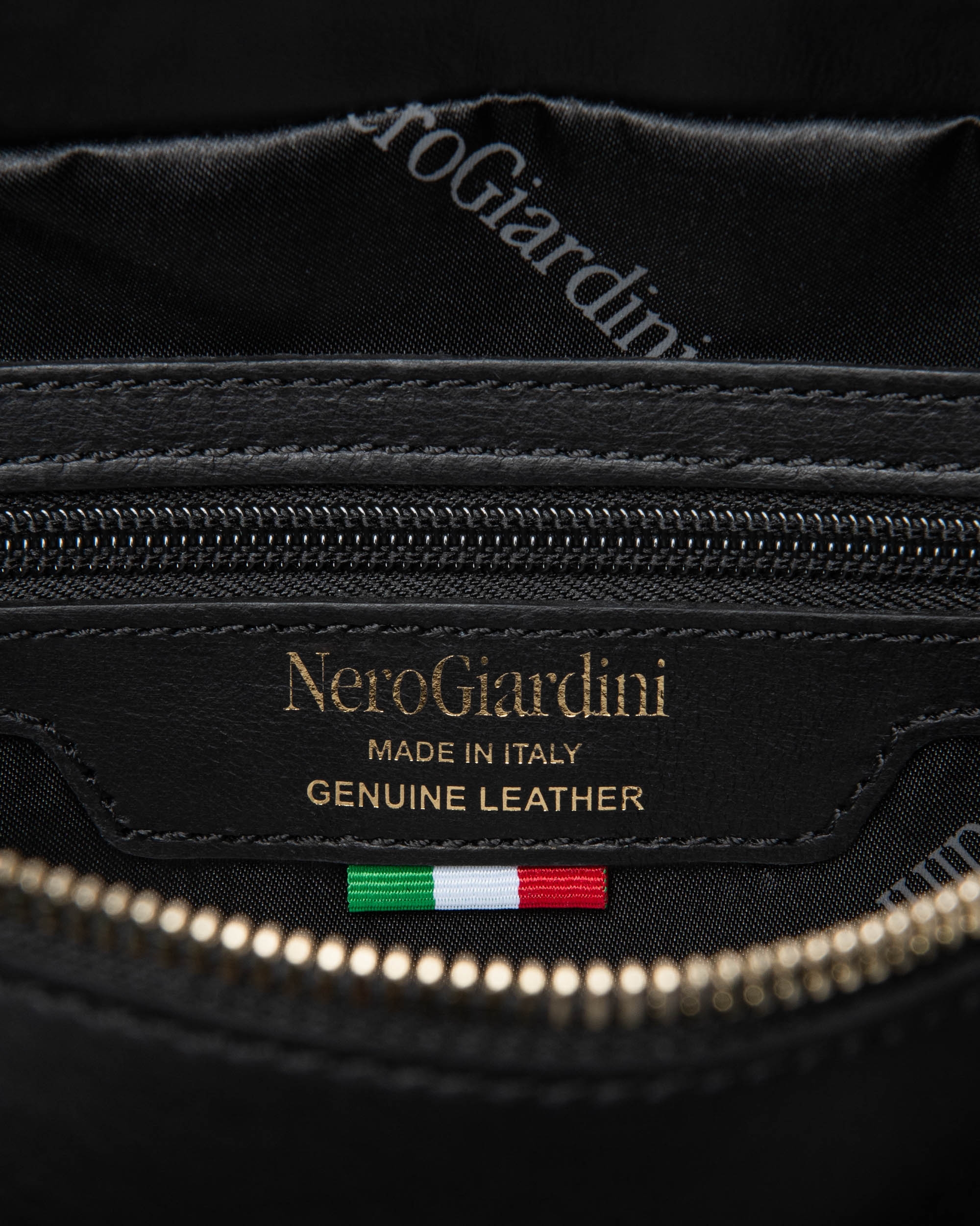 Nero Giardini Bags sac bowling cuir femme zippé