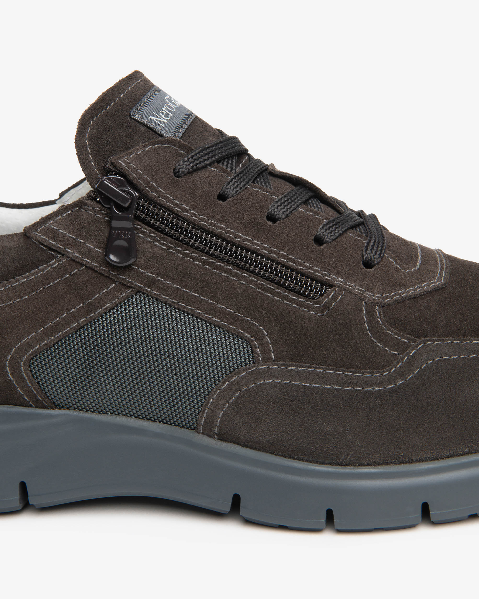 Nero Giardini Sneakers baskets daim toile pointure 42