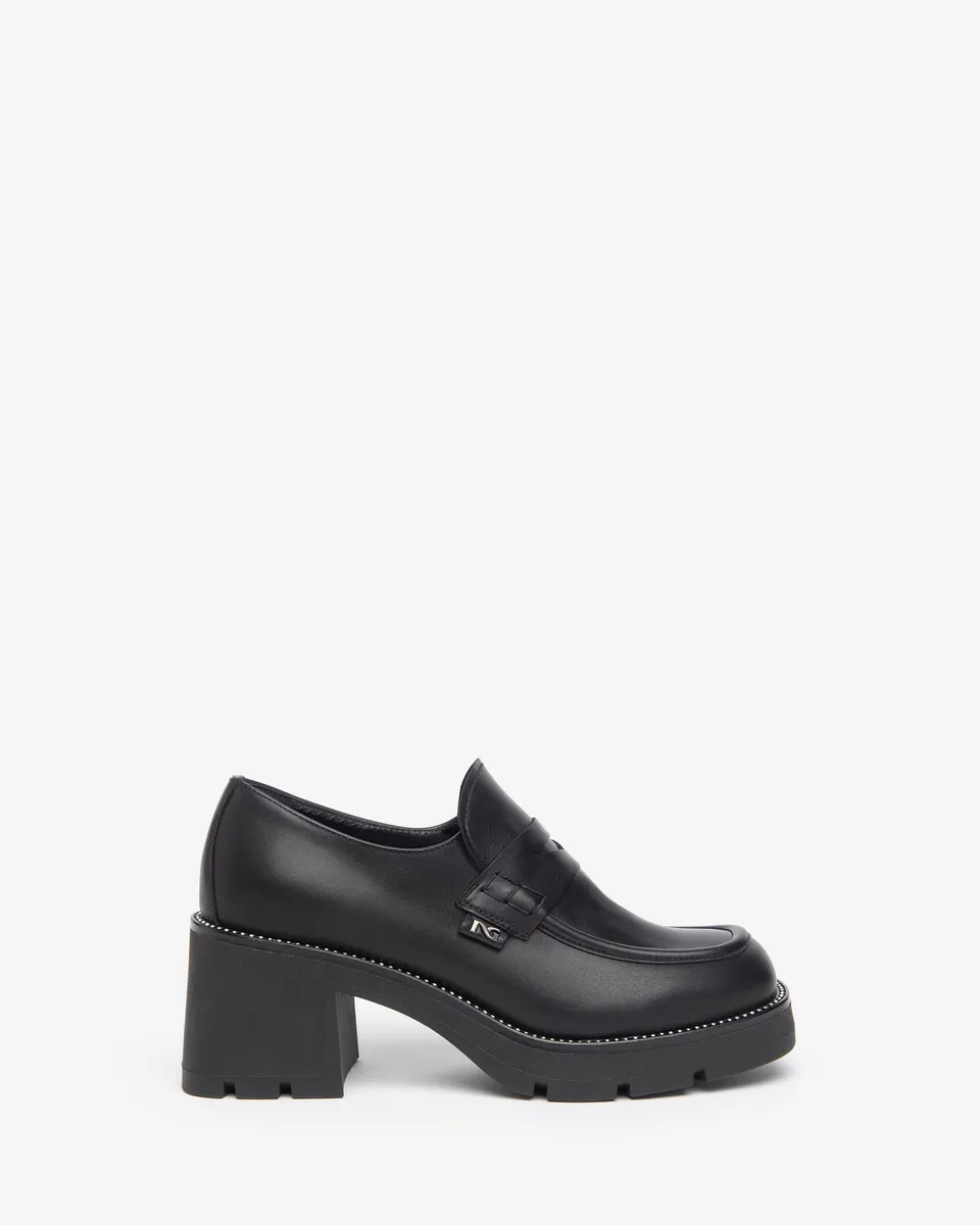 Nero Giardini Loafers mocassins cuir femme 38