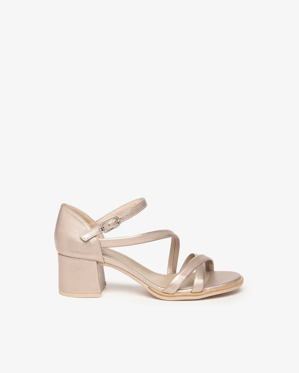 Nero Giardini Sandals Sandales Cuir Femme Minimaliste