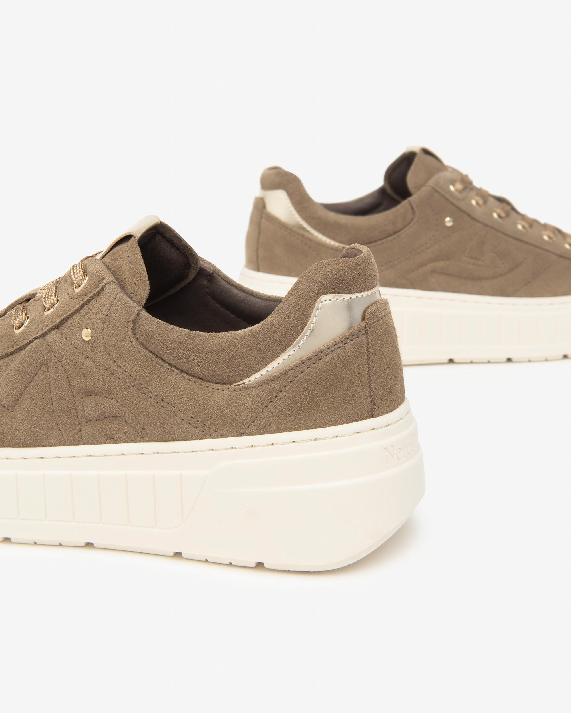 Nero Giardini Sneakers baskets daim cuir femme