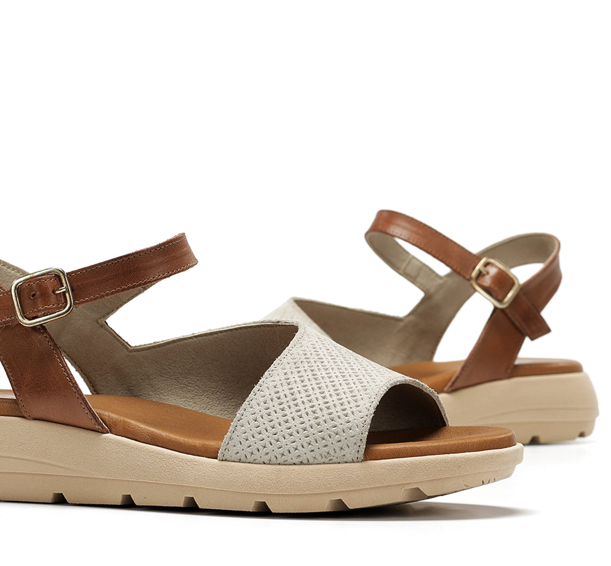 Dorking by Fluchos Gandia D9464 Sandale Femme Taupe