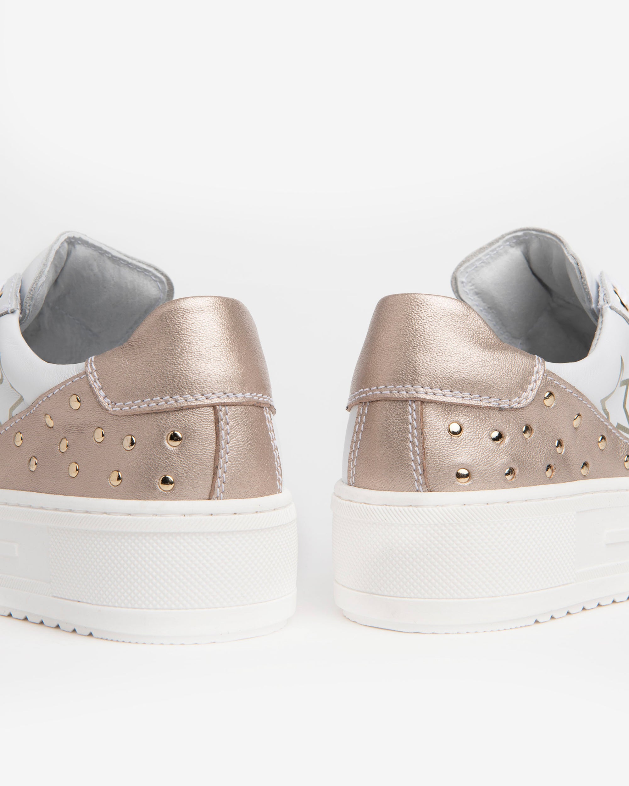 Nero Giardini Sneakers cuir fille clous zip pointure 34