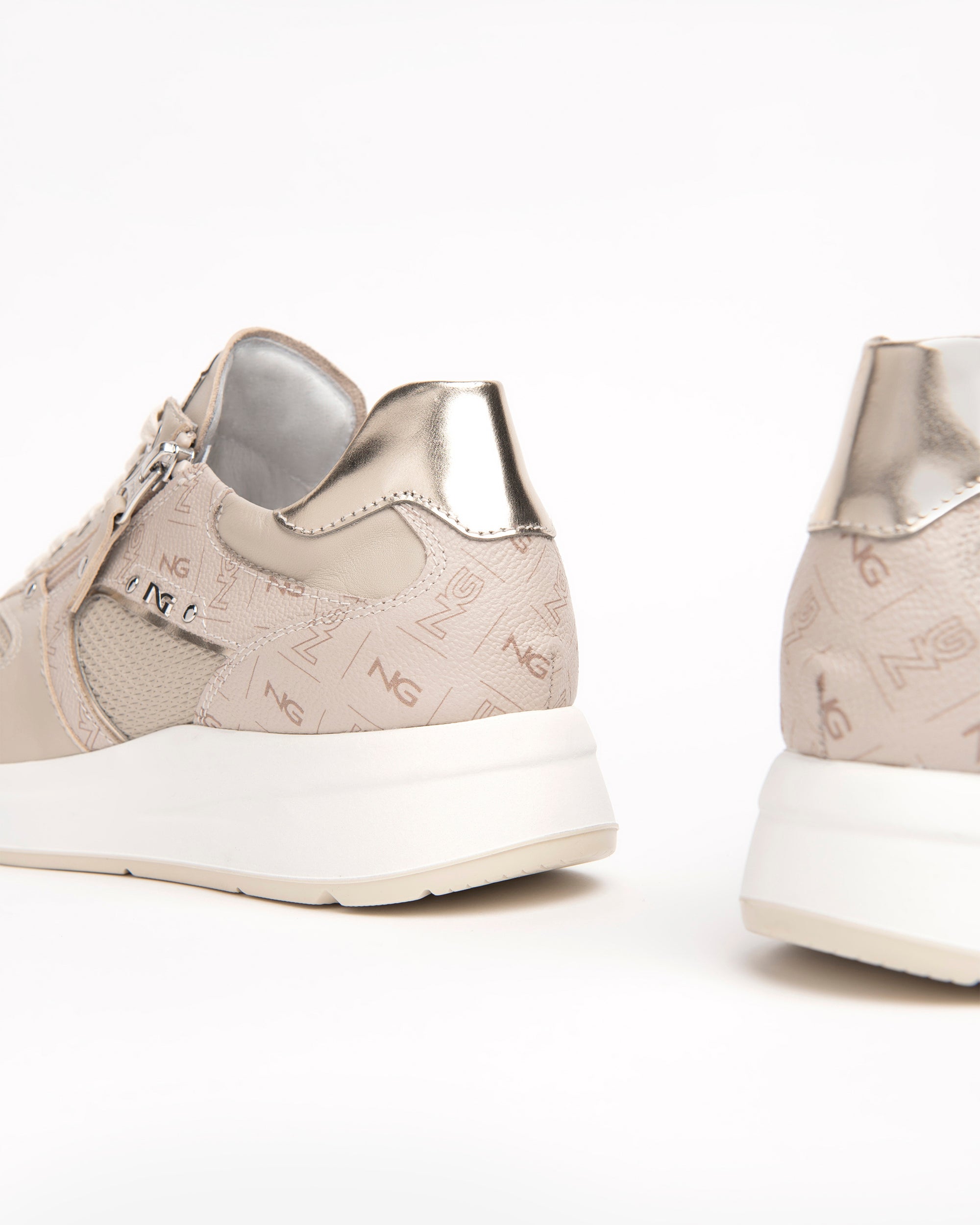 Nero Giardini Sneakers Baskets Femme Cuir Monogramme