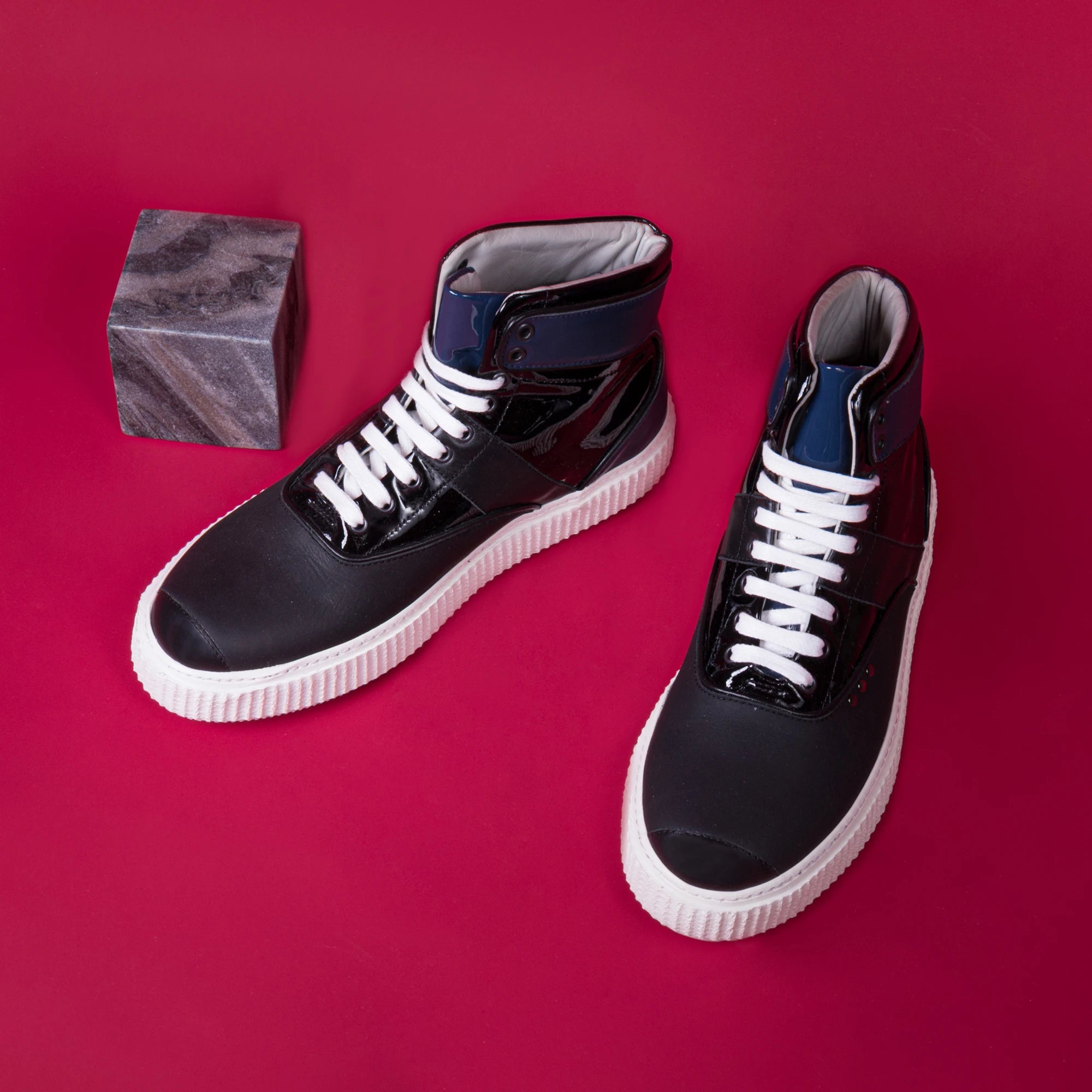 Me.Land Heaker baskets montantes cuir noir bleu