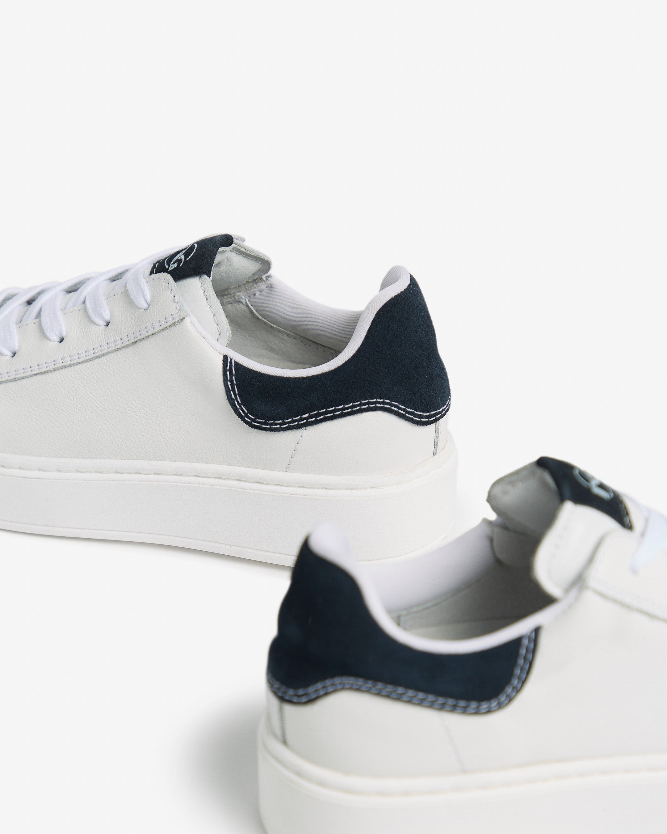 Nero Giardini Sneakers baskets ado cuir daim scratch